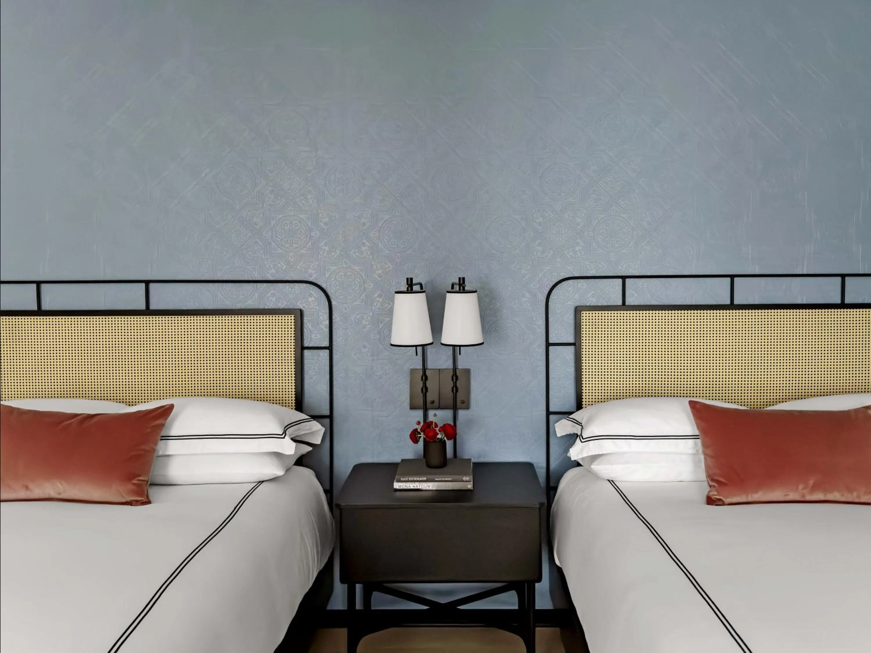 Photo of the whole room, Bed in Kimpton Hotel Fontenot by IHG