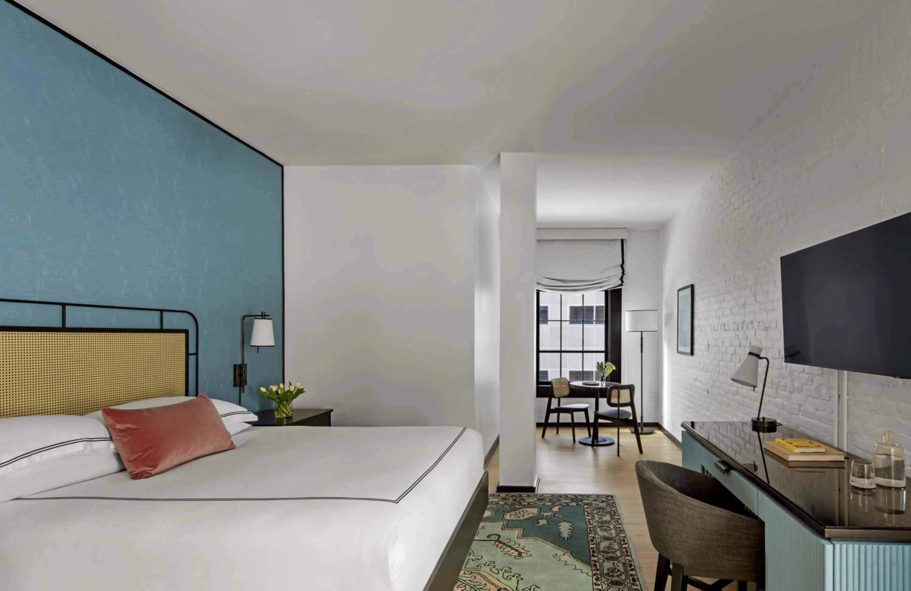 Photo of the whole room, Bed in Kimpton Hotel Fontenot by IHG