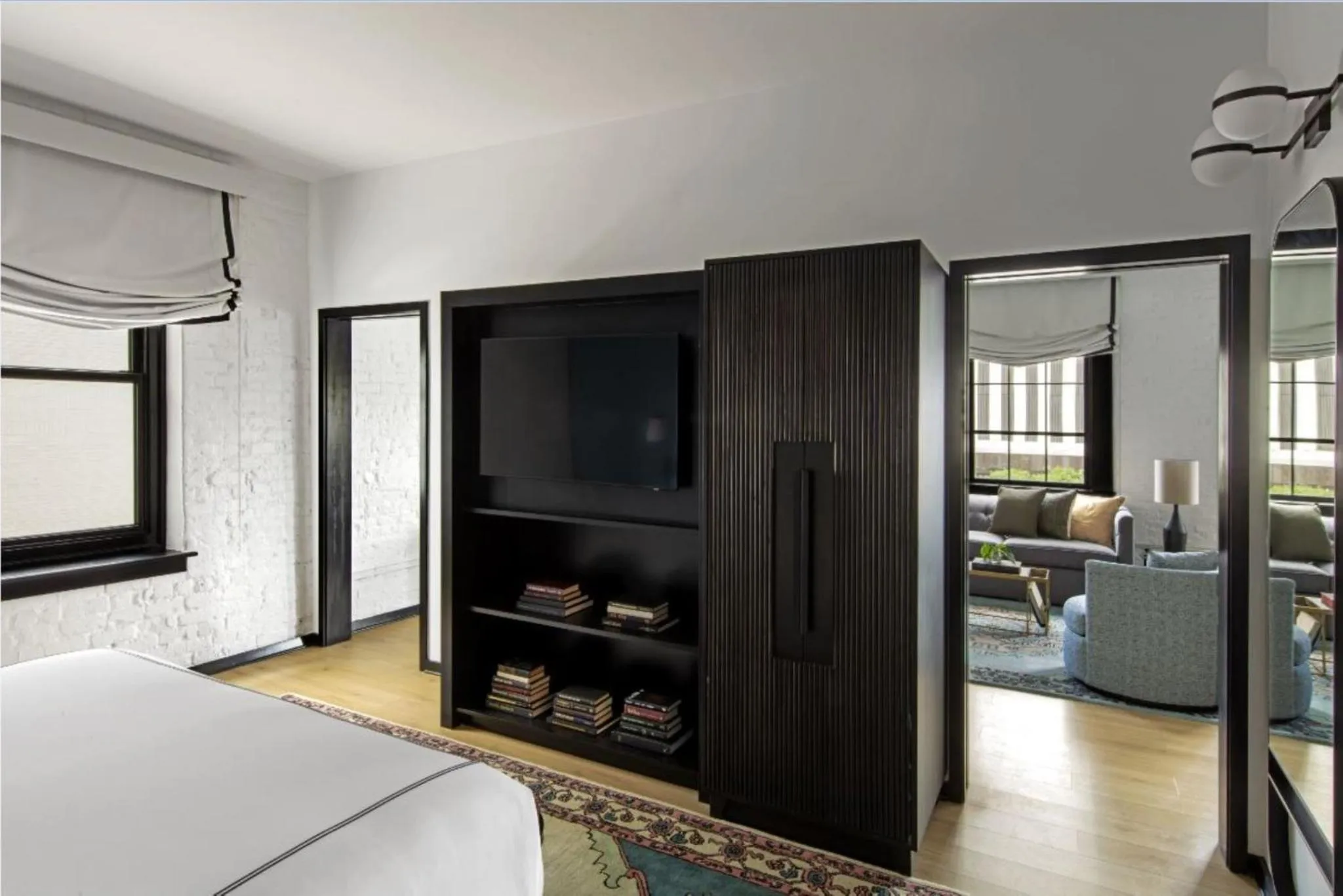 Photo of the whole room, Bed in Kimpton Hotel Fontenot by IHG