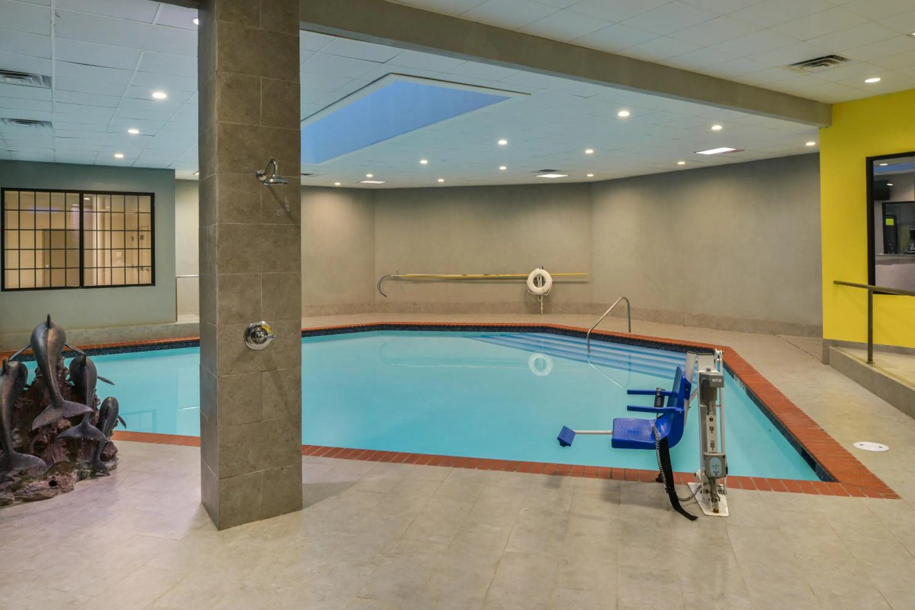 Swimming pool in Holiday Inn Dallas-Richardson by IHG