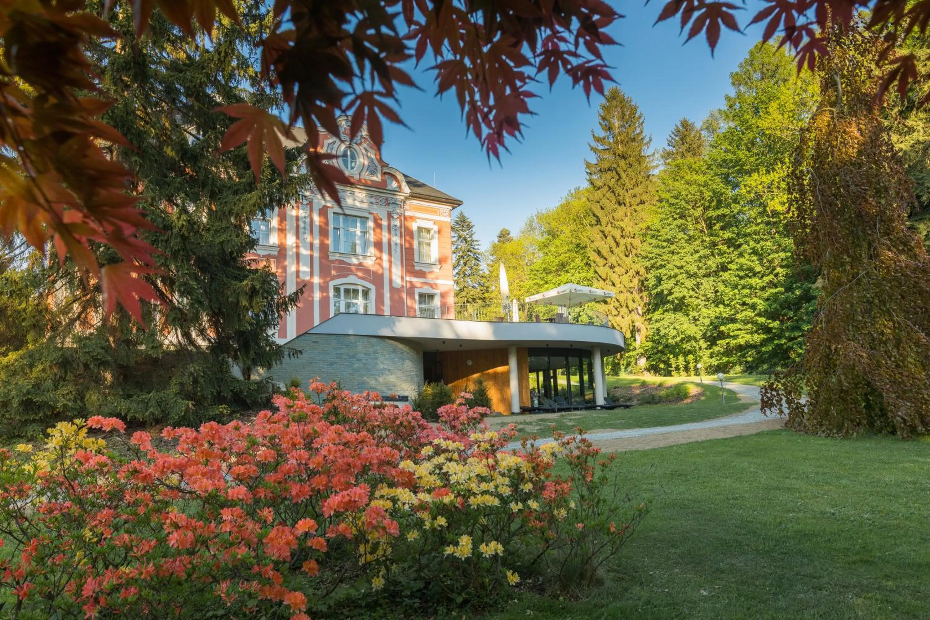 Property building in Wellness & Spa hotel Villa Regenhart