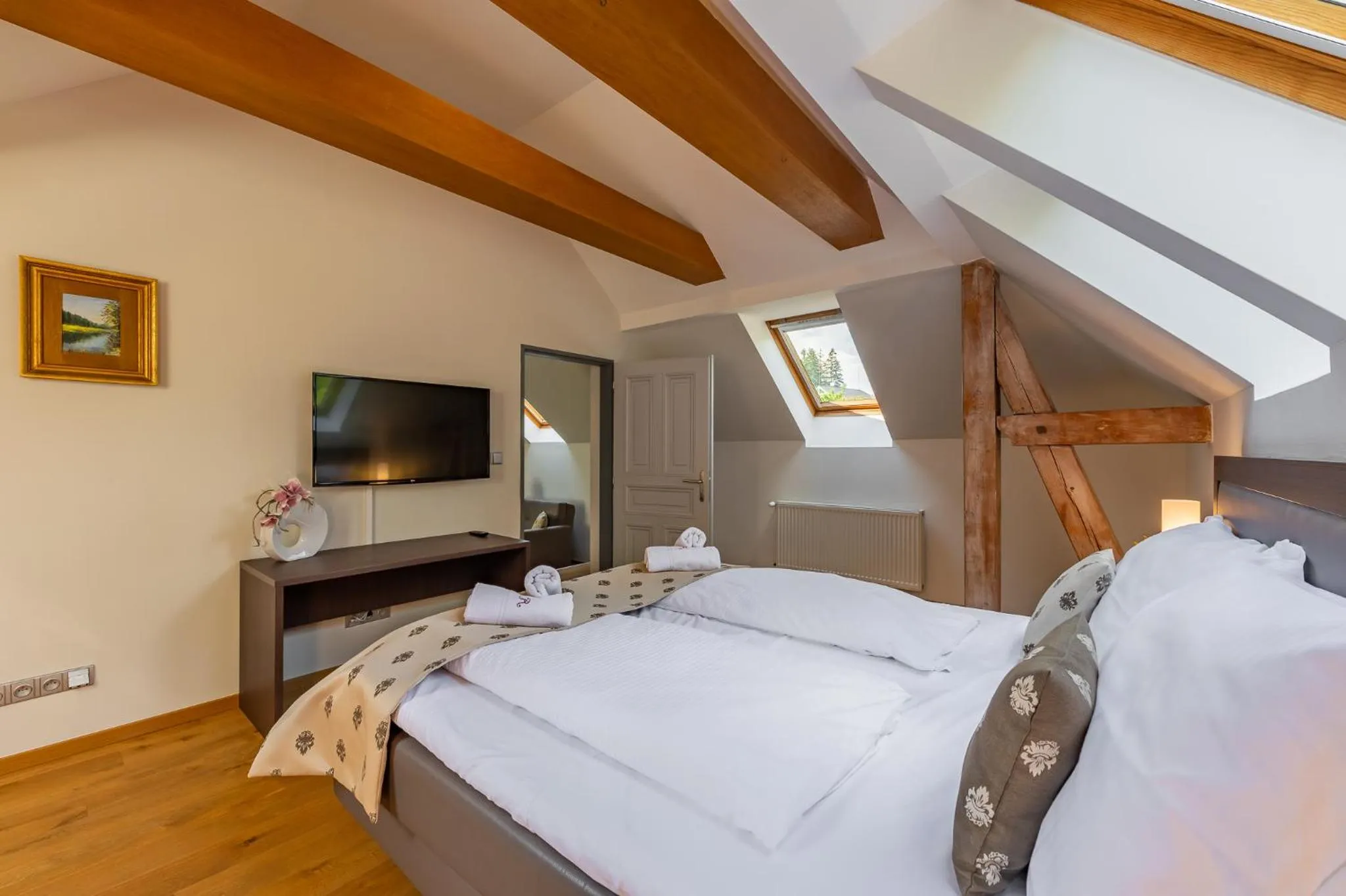 Bed in Wellness & Spa hotel Villa Regenhart