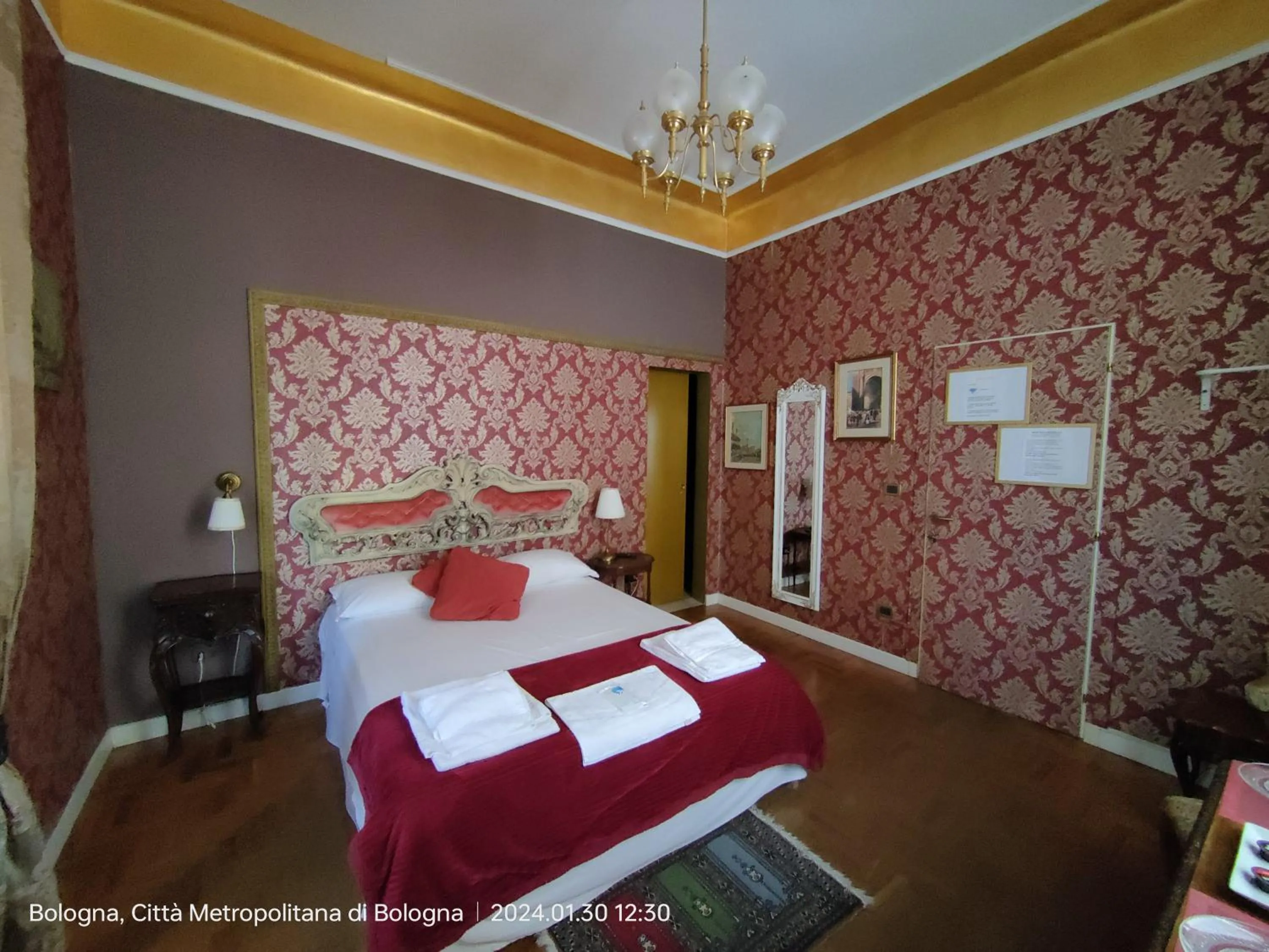 Bedroom, Bed in B&B Villa Rivabella