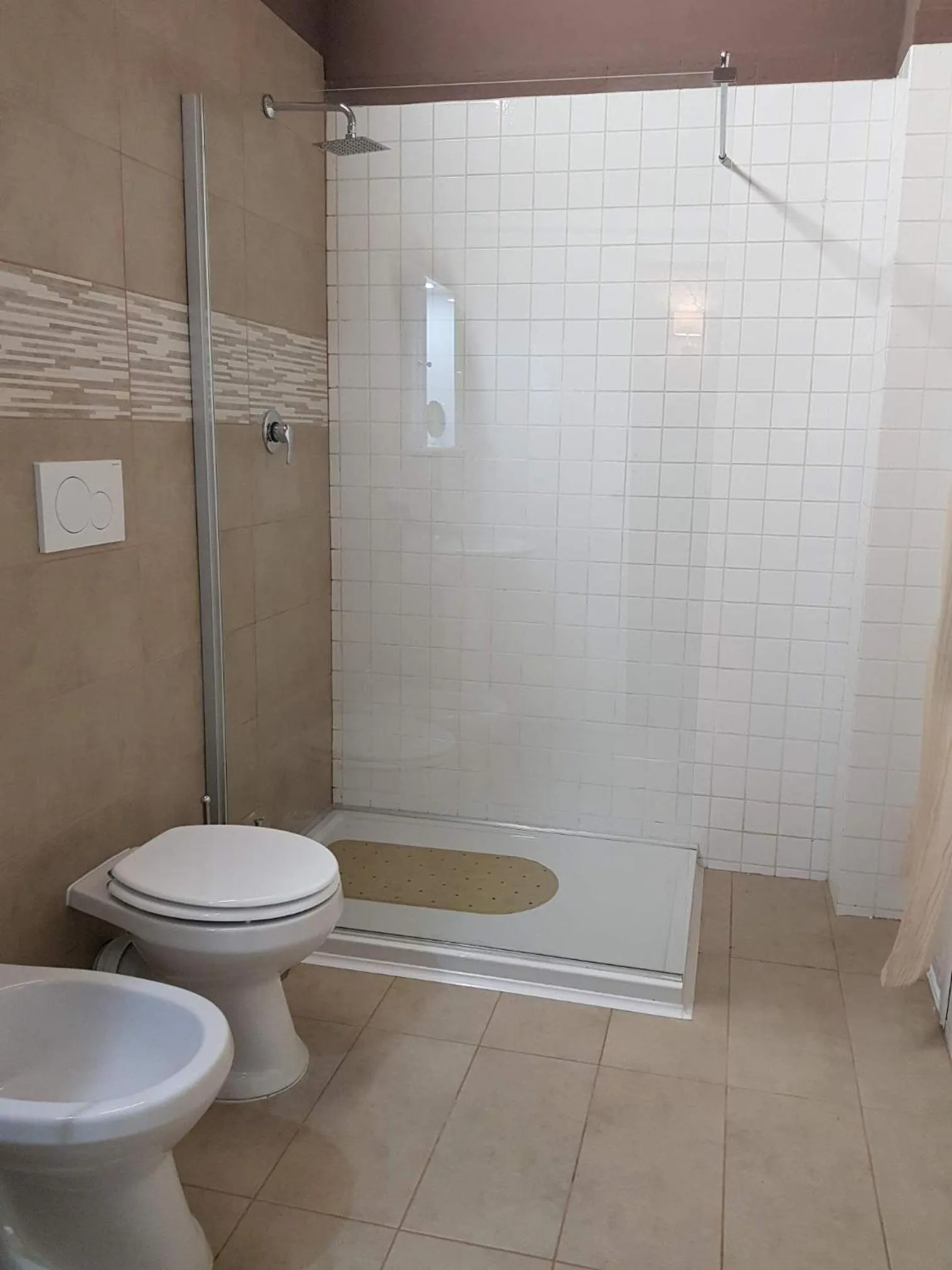 Shower in B&B Villa Rivabella