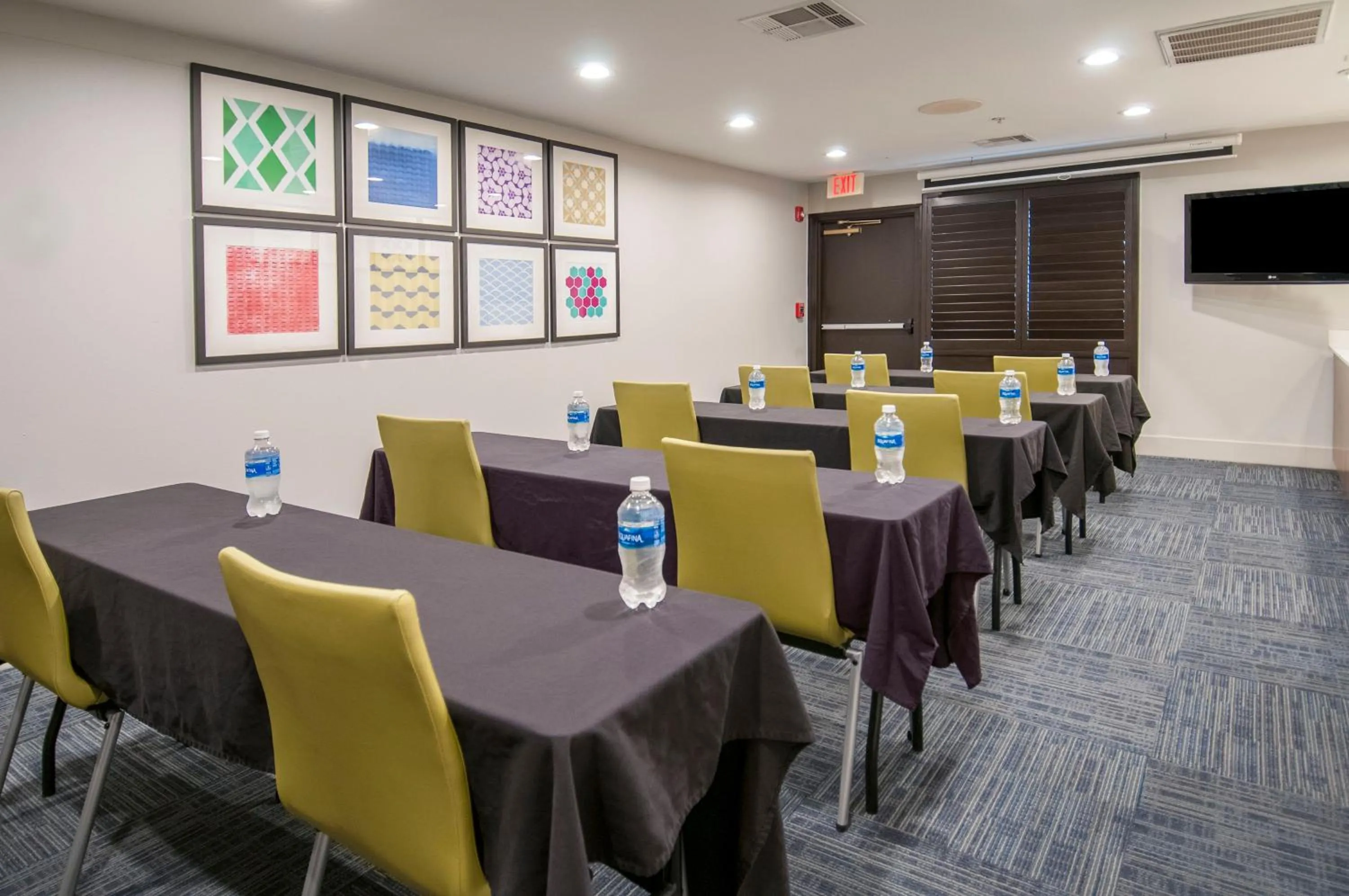 Meeting/conference room in Holiday Inn Express Hotel & Suites Plano West - Frisco by IHG