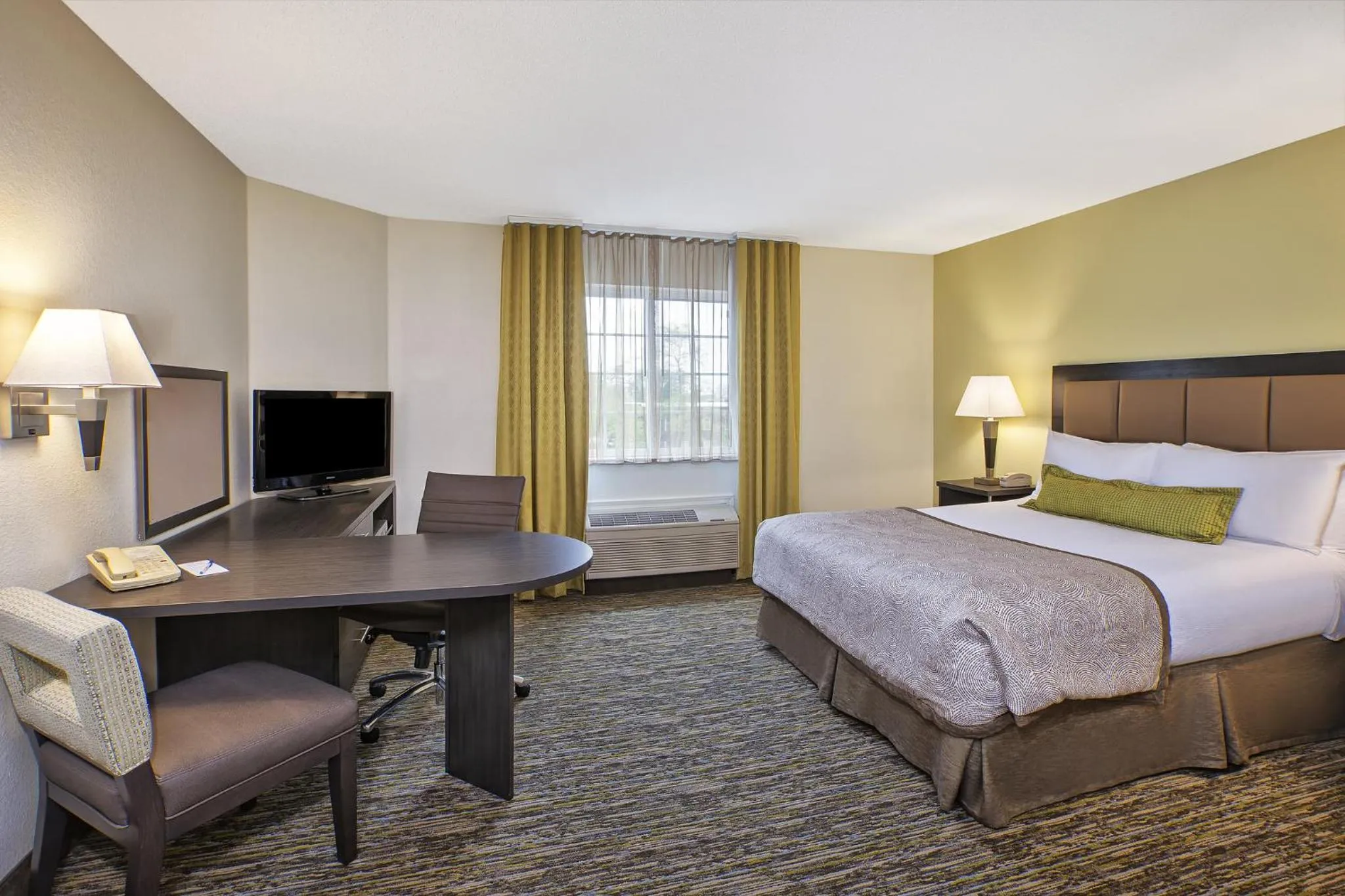 Photo of the whole room, Bed in Candlewood Suites Indianapolis Northeast by IHG