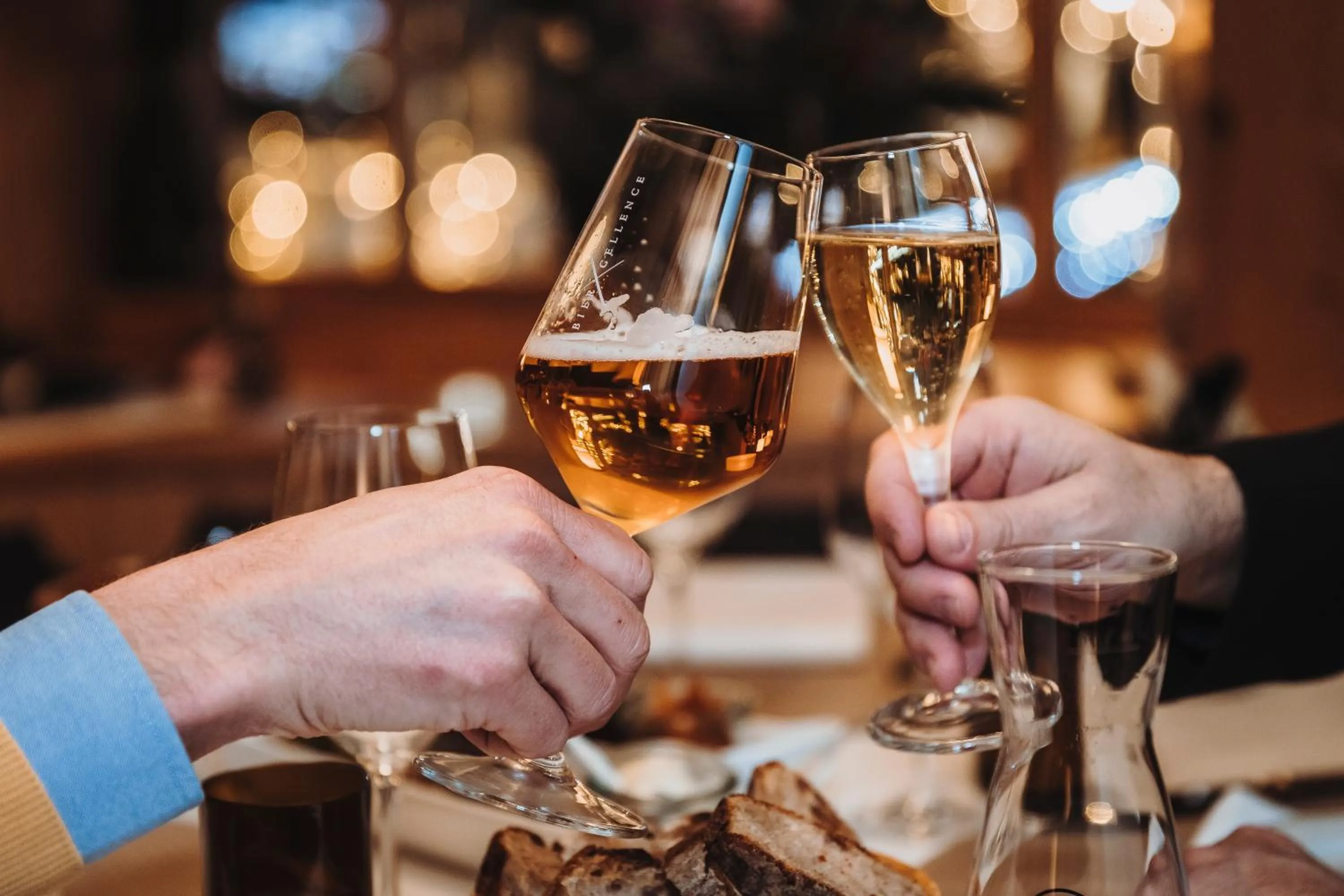 Restaurant/places to eat in SPANNORT family home with common kitchen and self check-in