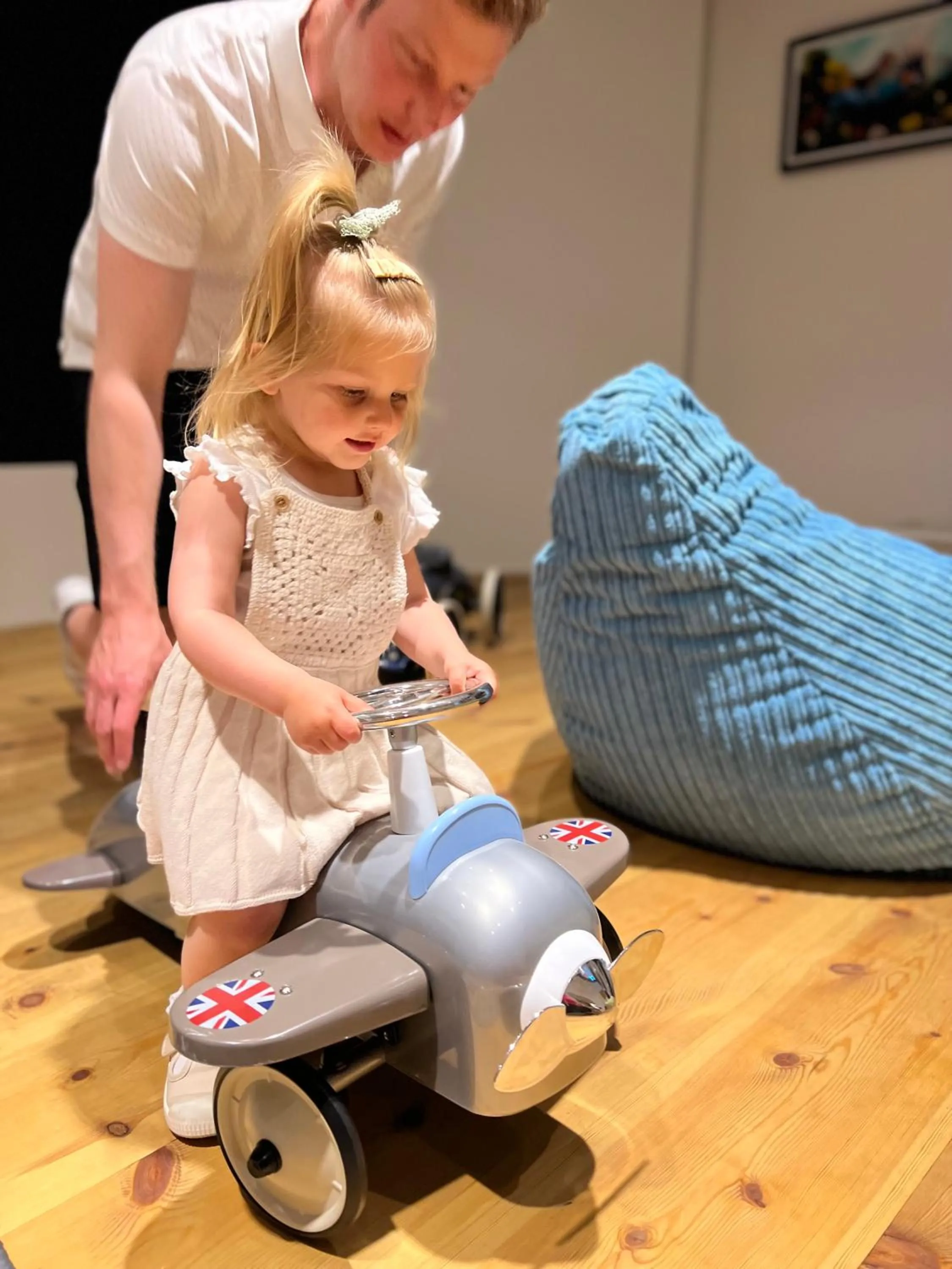 Kids's club in SPANNORT family home with common kitchen and self check-in