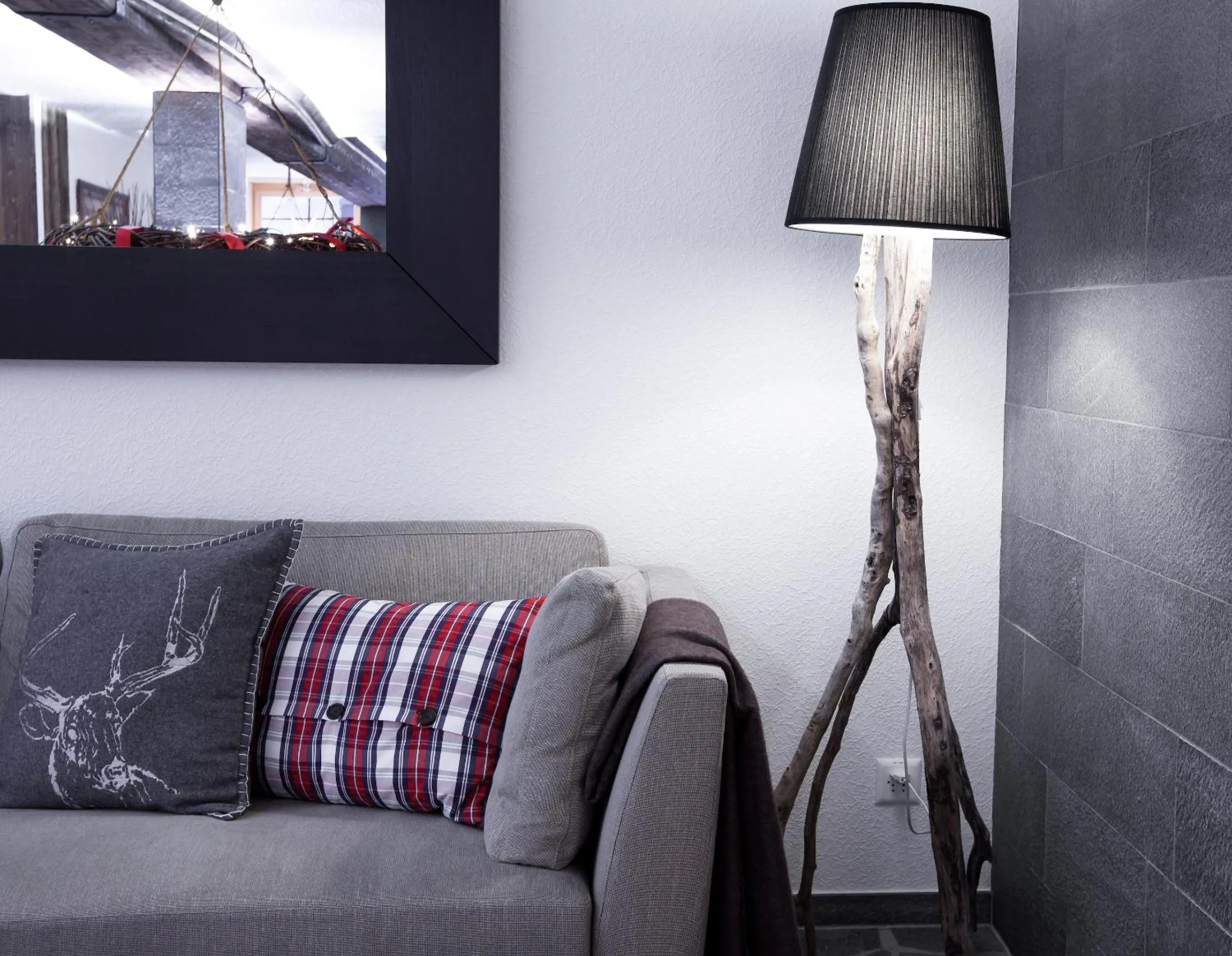 Lobby or reception in SPANNORT family home with common kitchen and self check-in