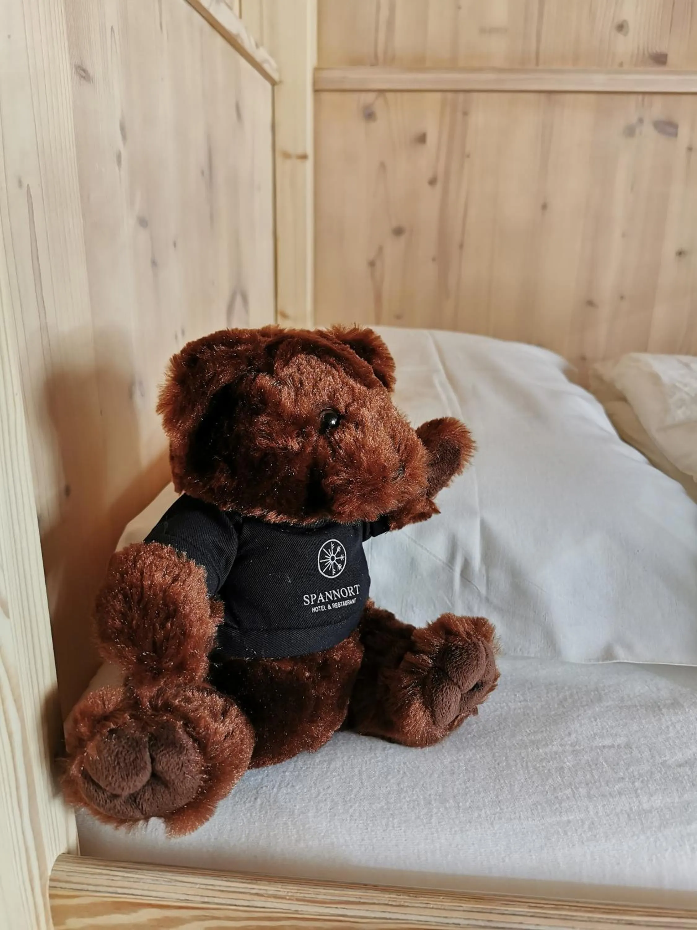 young children, Bed in SPANNORT family home with common kitchen and self check-in