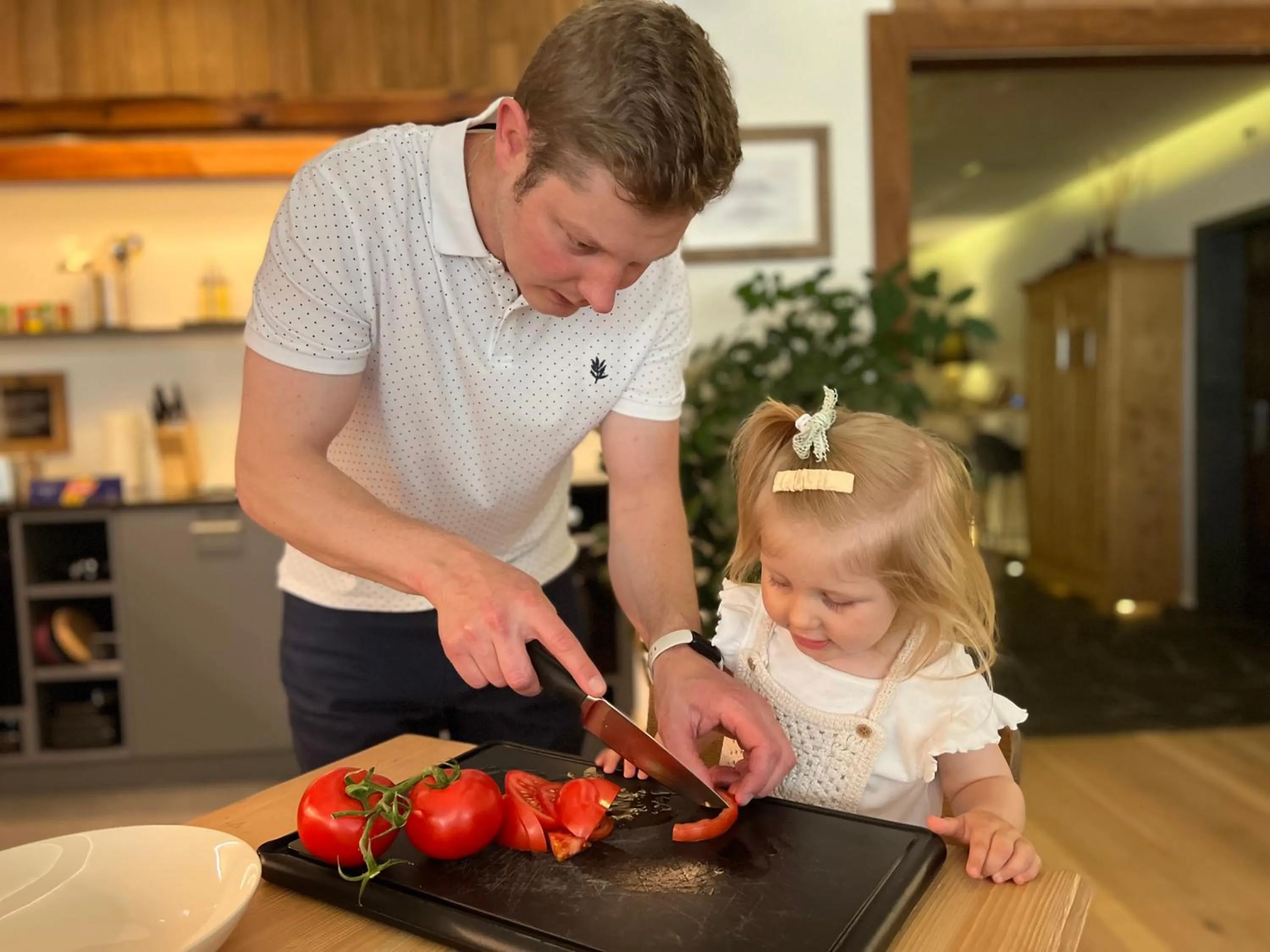 Communal kitchen in SPANNORT family home with common kitchen and self check-in