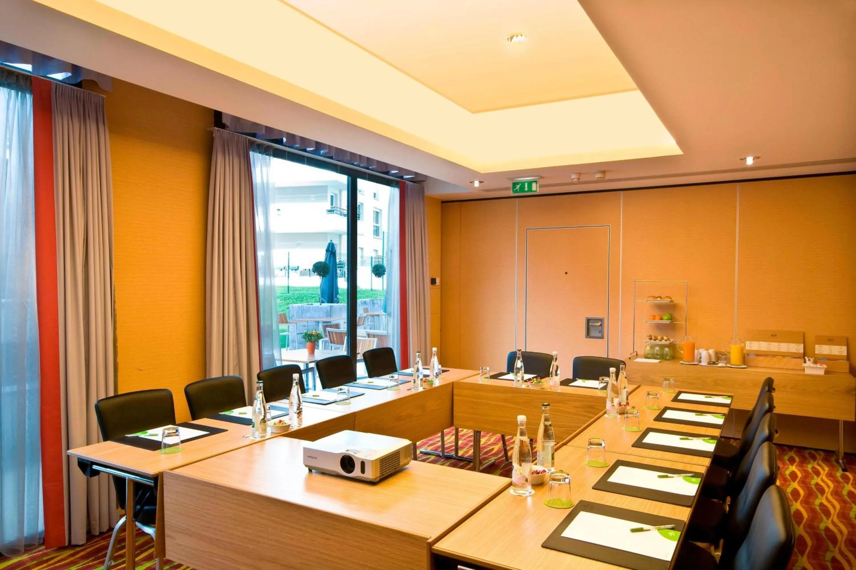 Meeting/conference room in Courtyard by Marriott Paris Saint Denis