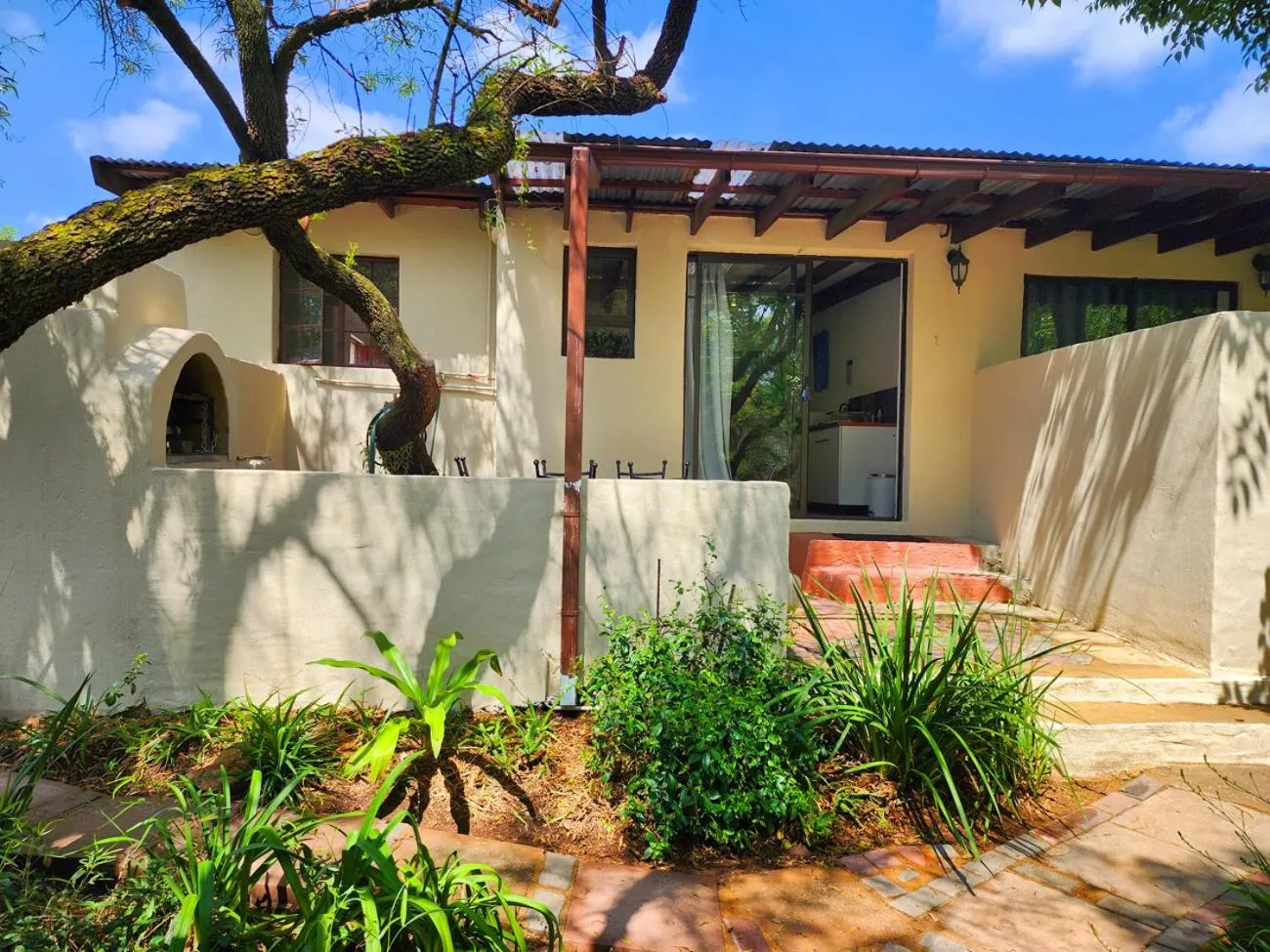 Property building in Pine Valley