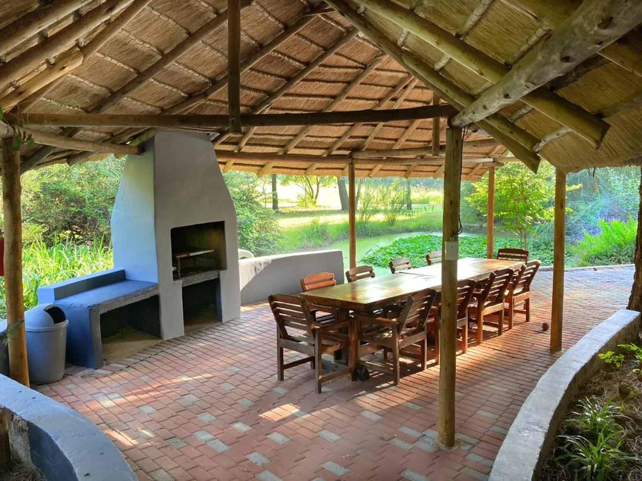 BBQ facilities in Pine Valley