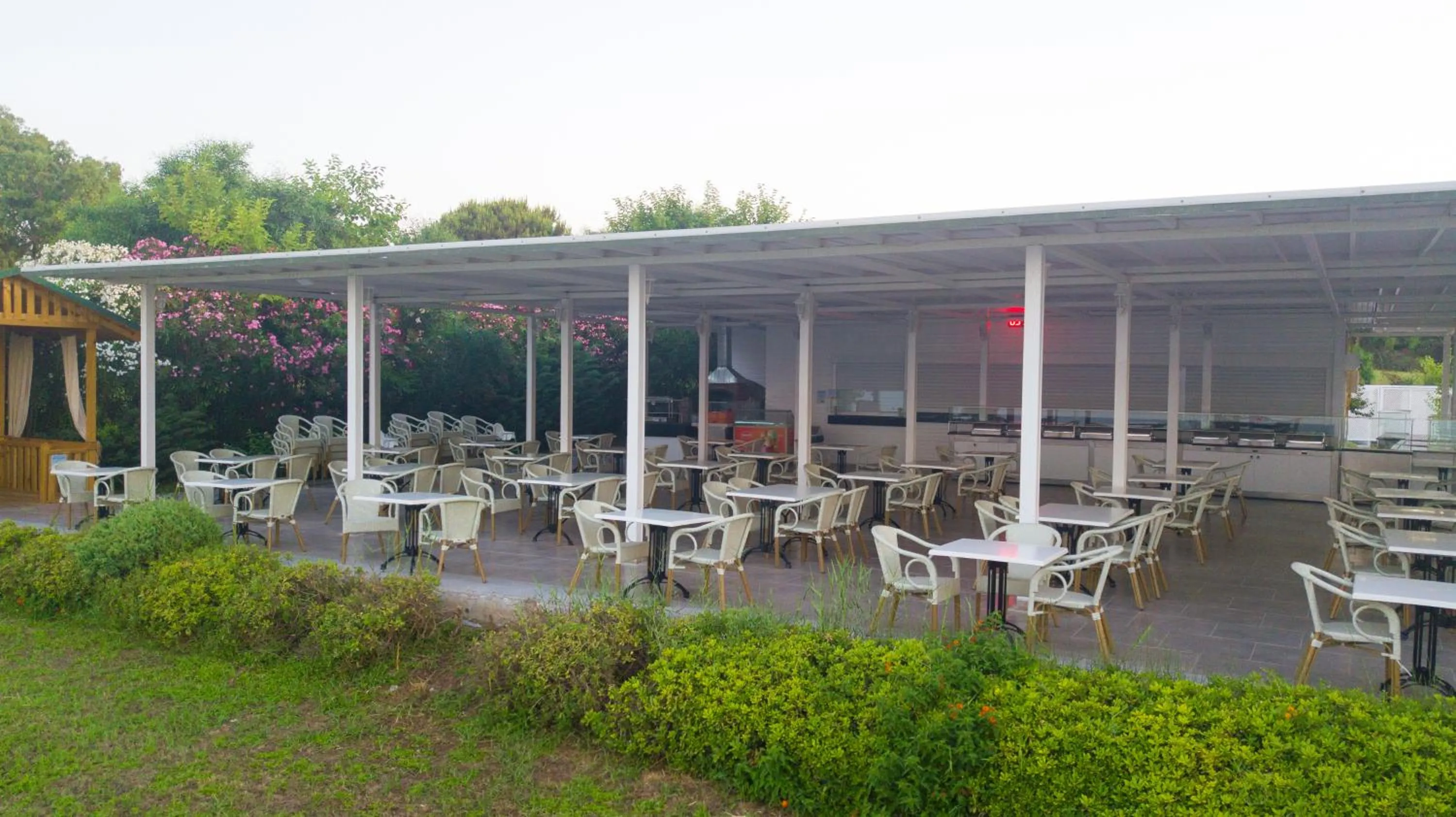 Restaurant/places to eat in Fun&Sun Smart Hane sun