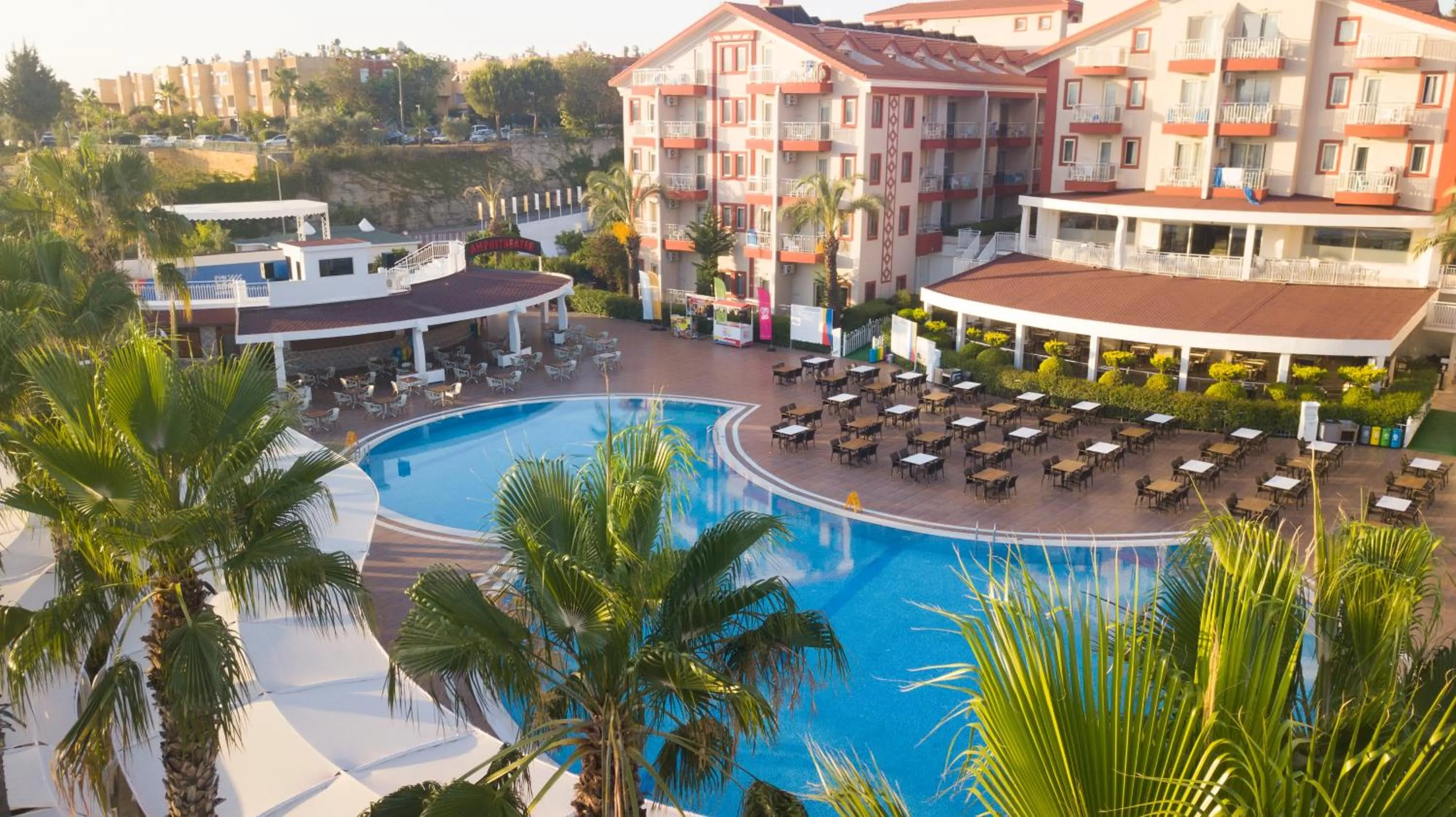 Property building in Fun&Sun Smart Hane sun