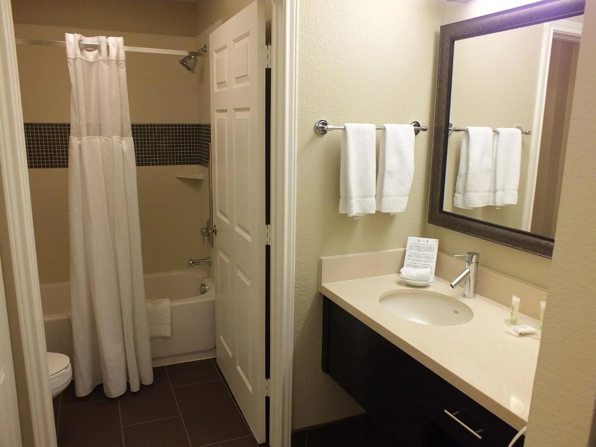 Photo of the whole room in Staybridge Suites Irving Las Colinas by IHG
