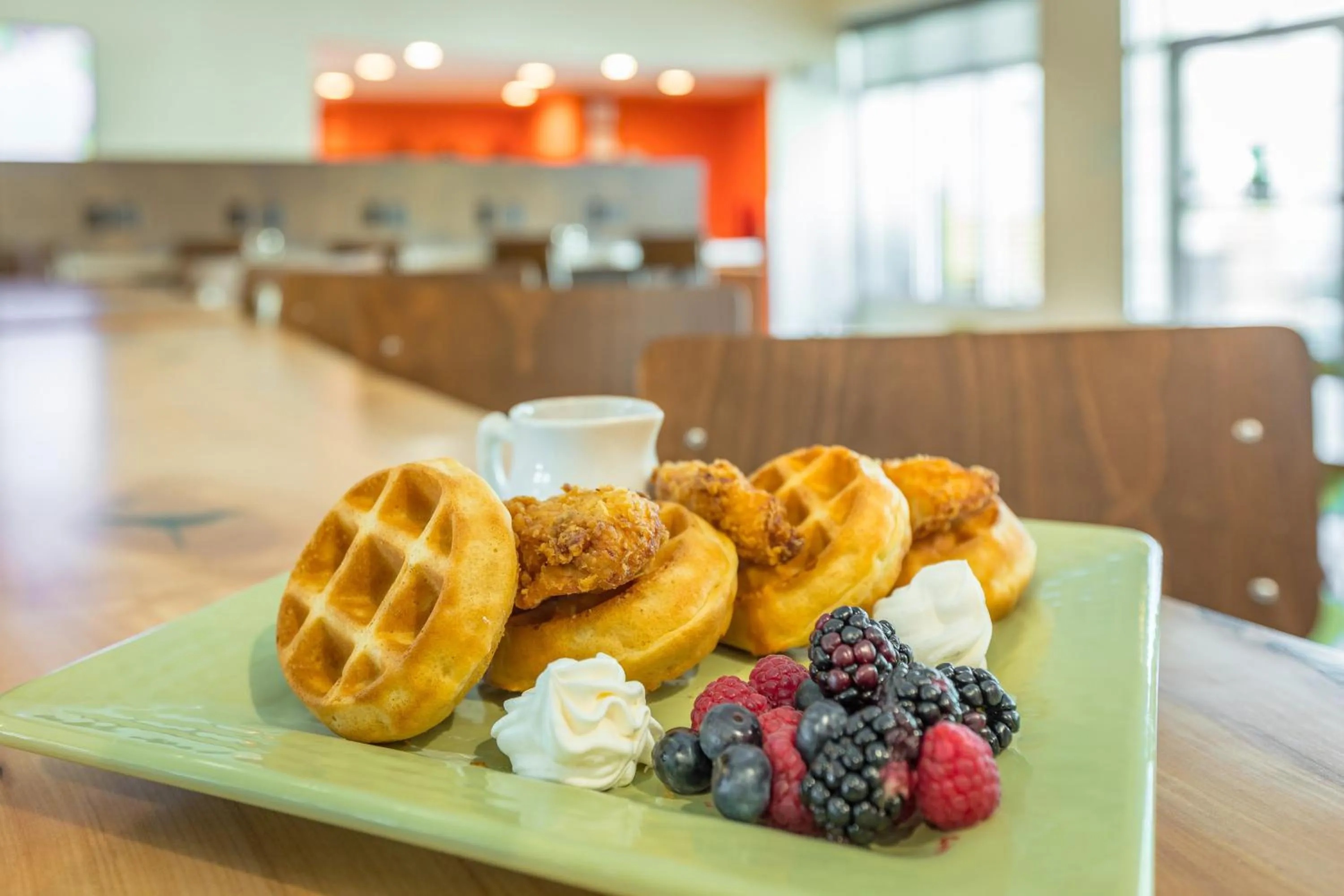 Breakfast in Holiday Inn Hotel and Suites Peachtree City by IHG