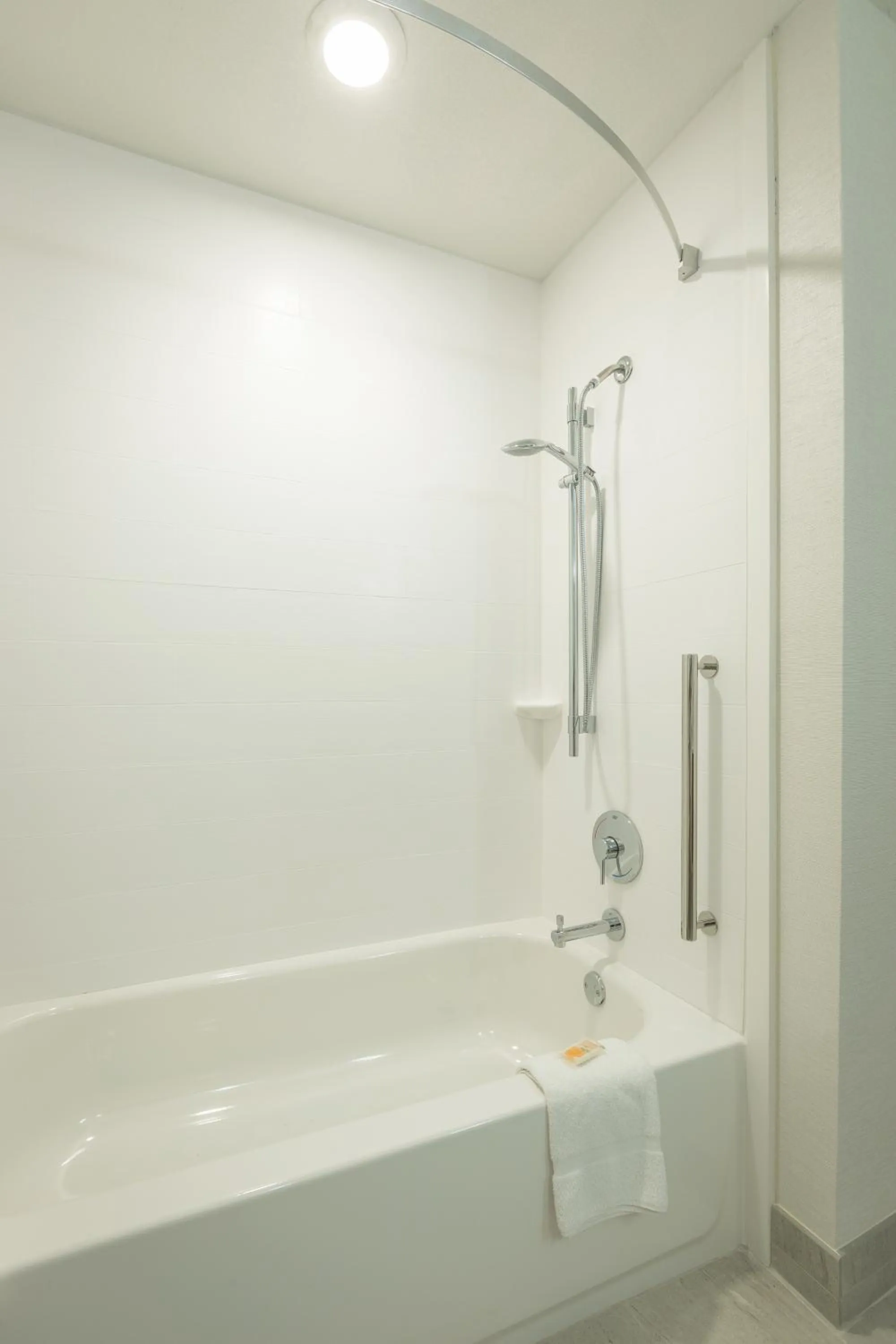 Bathroom in Holiday Inn Hotel and Suites Peachtree City by IHG