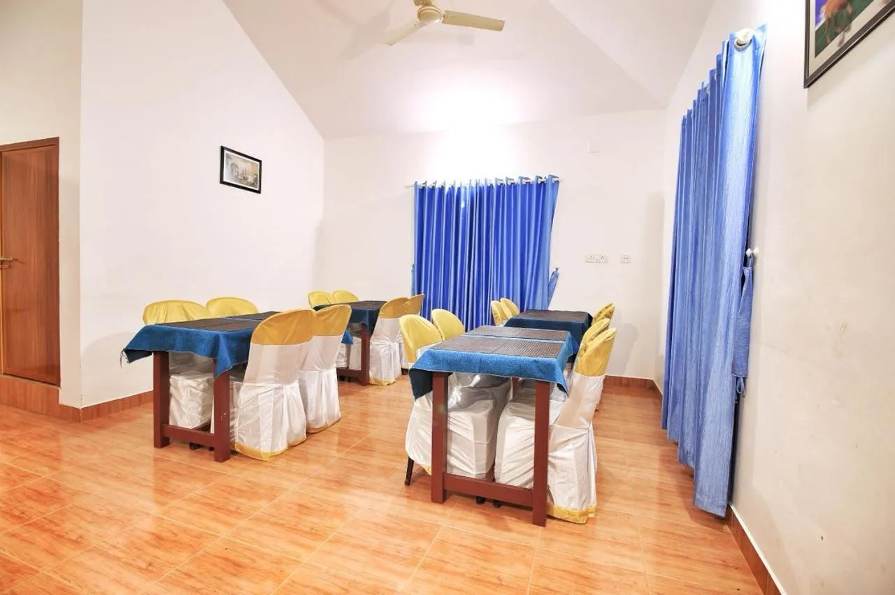 Restaurant/places to eat in Wayanad Three Roots Holiday Home Resort