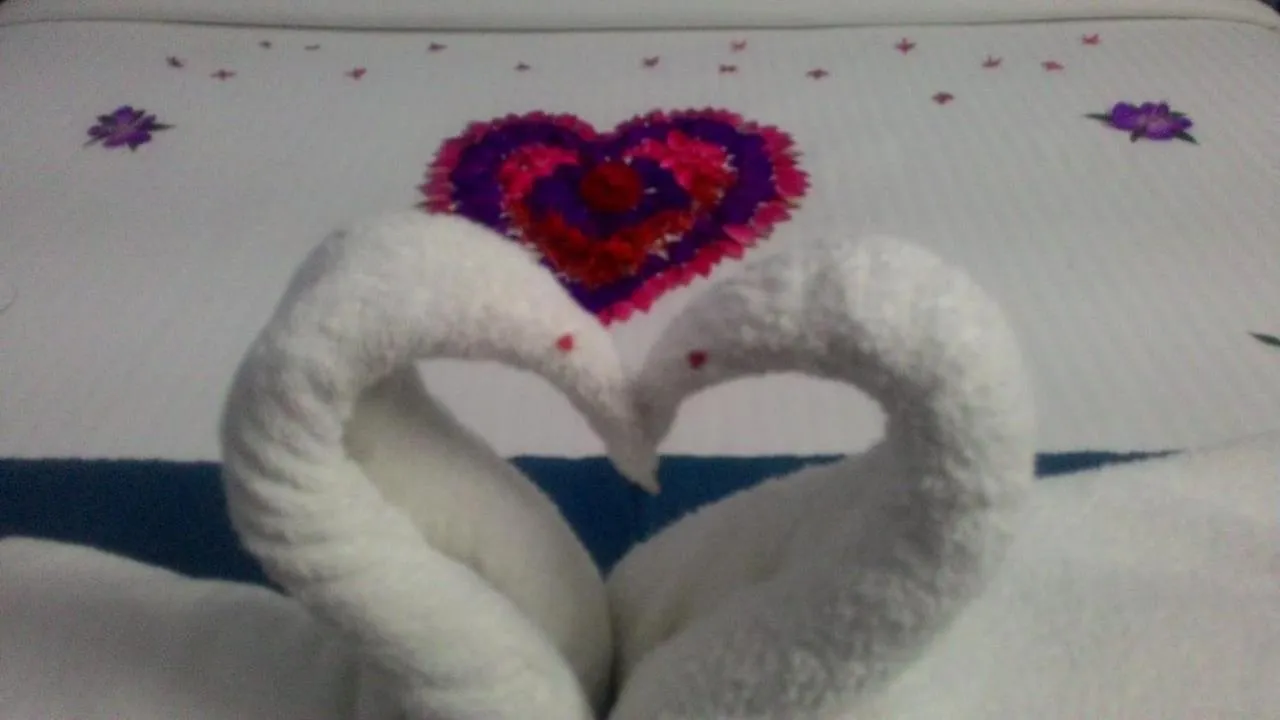 Bed in Wayanad Three Roots Holiday Home Resort