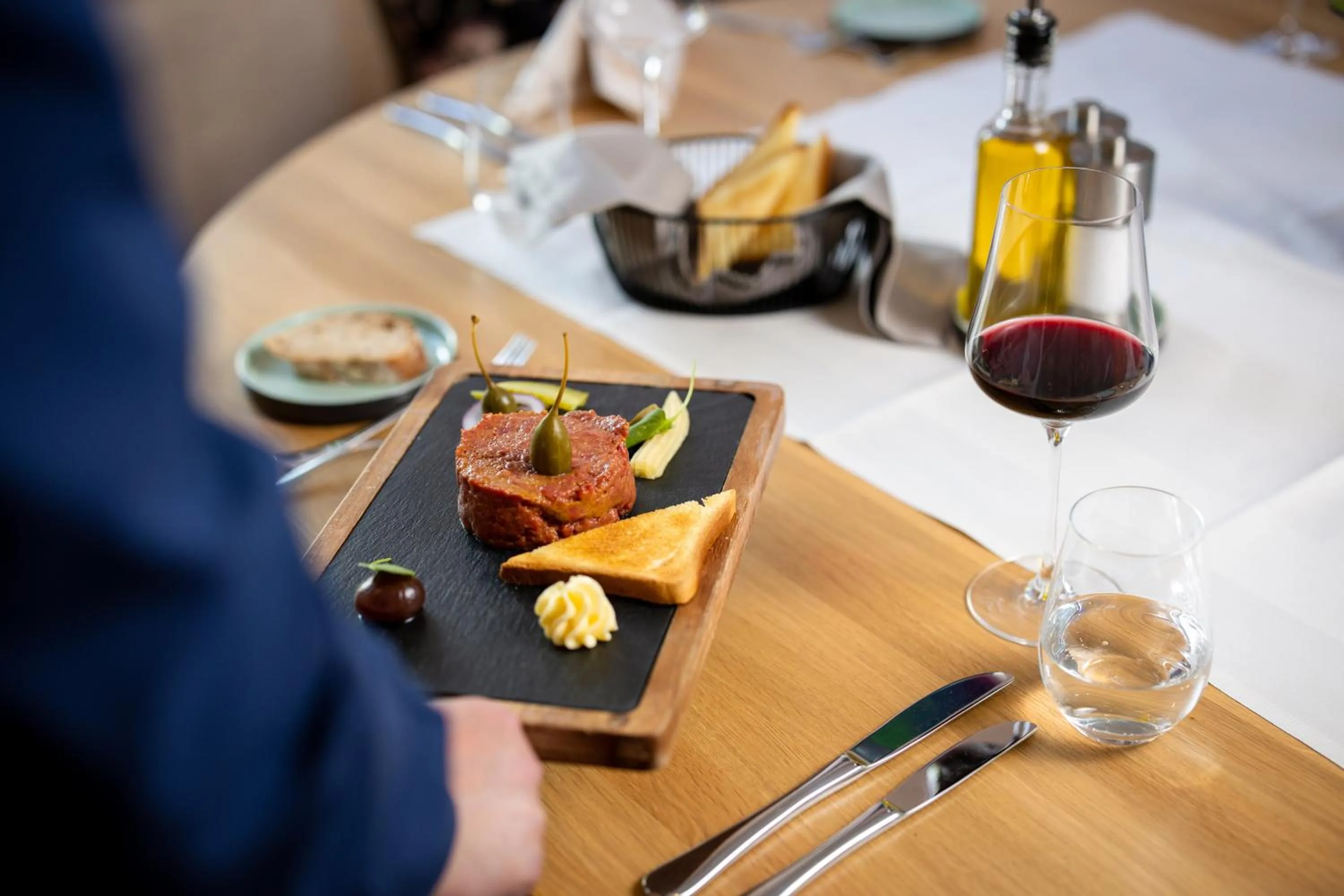 Food and drinks in b-smart hotel Widnau