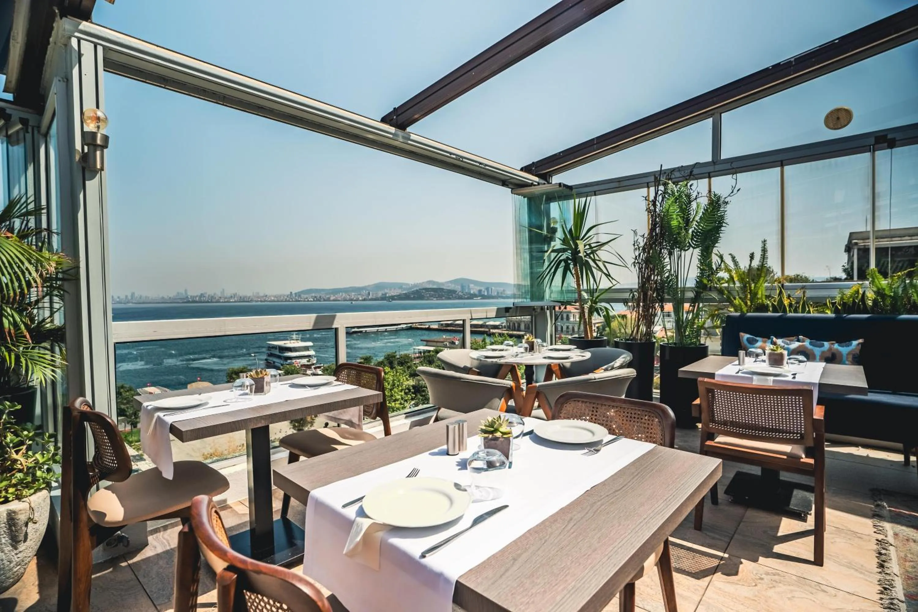 Restaurant/places to eat in Tiara Buyukada