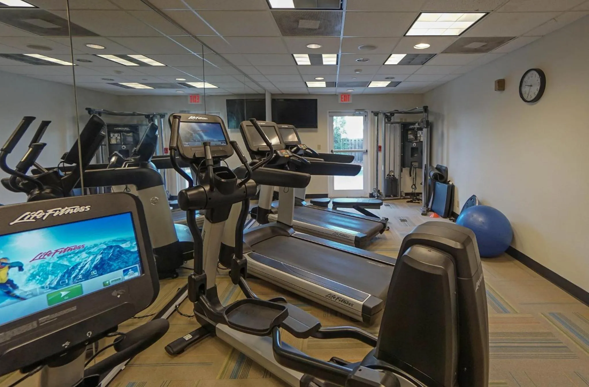 Fitness centre/facilities in Holiday Inn Express Hotel & Suites Savannah Midtown by IHG