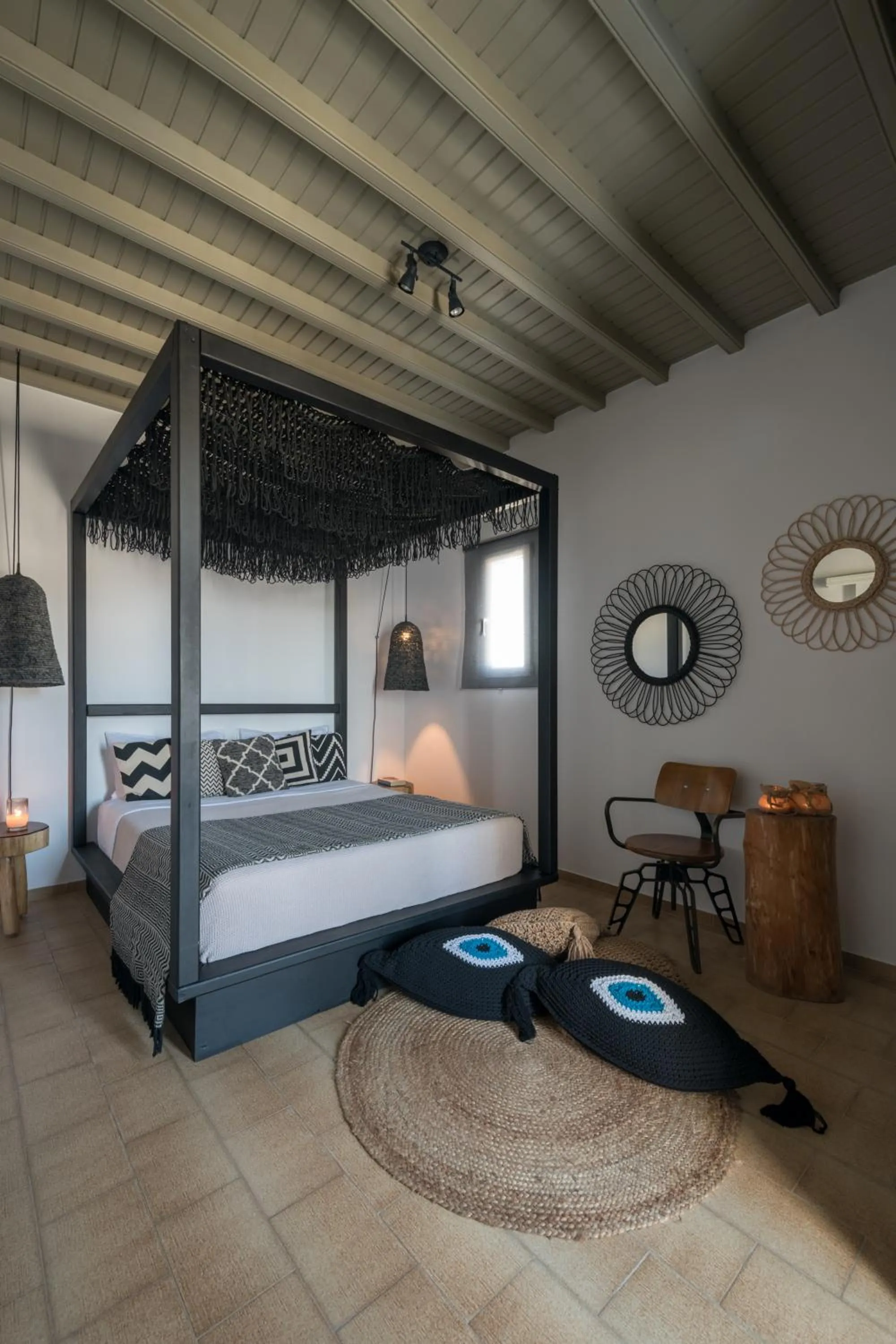 Photo of the whole room, Bed in Olive Mykonos Villas