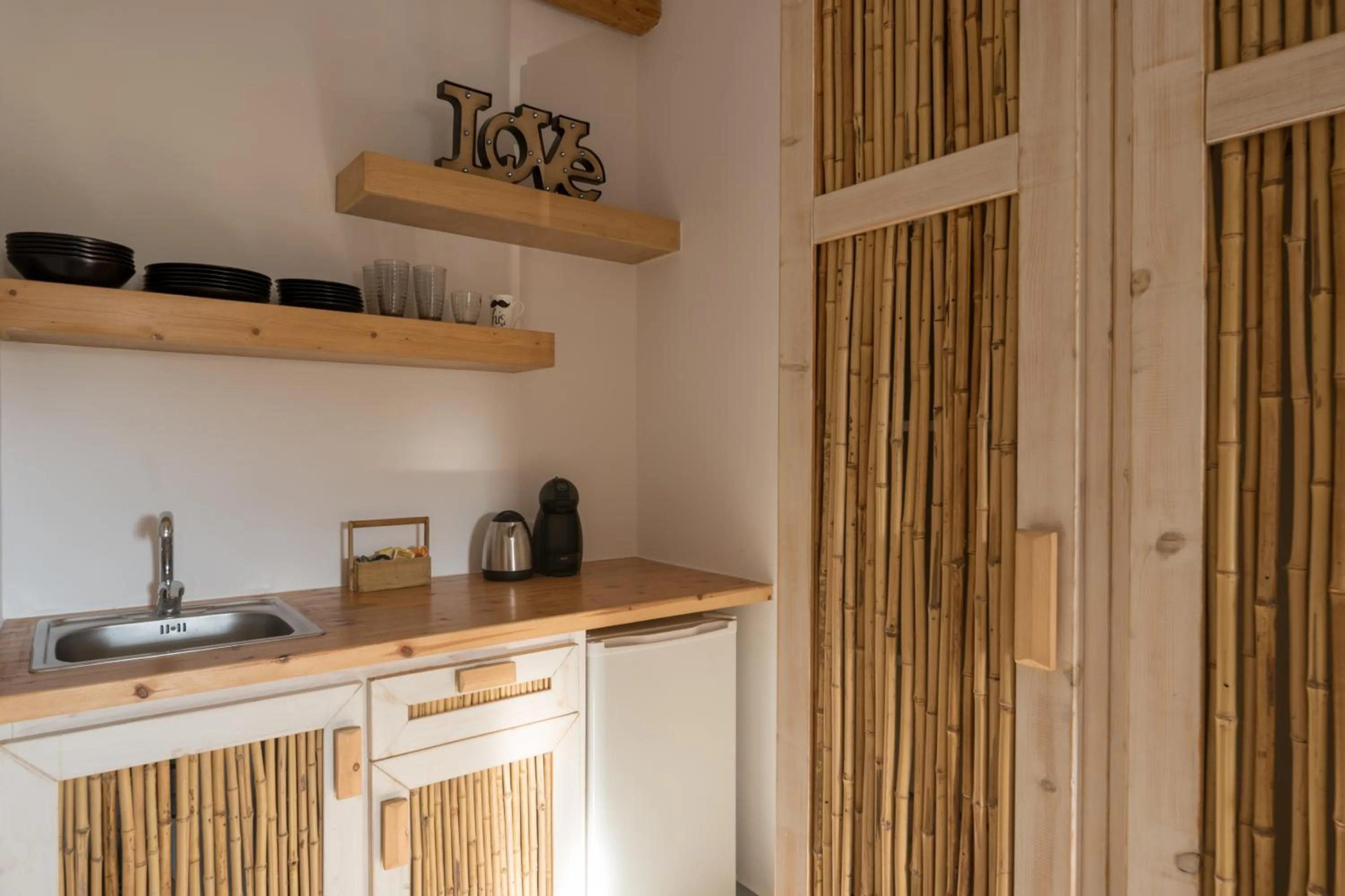 Coffee/tea facilities in Olive Mykonos Villas