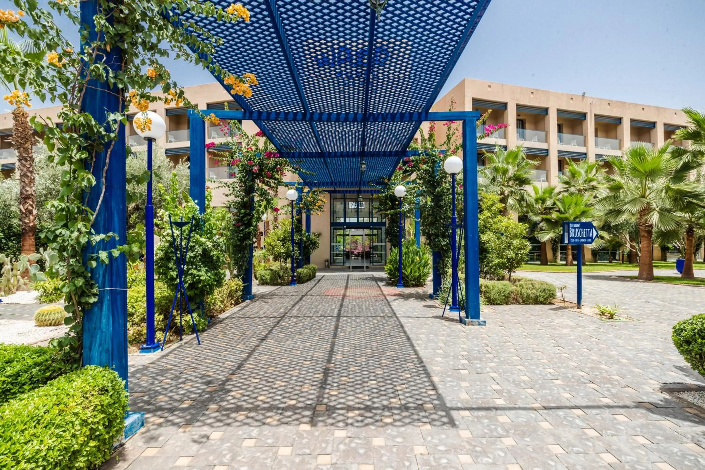 Lobby or reception in Wazo Hotel