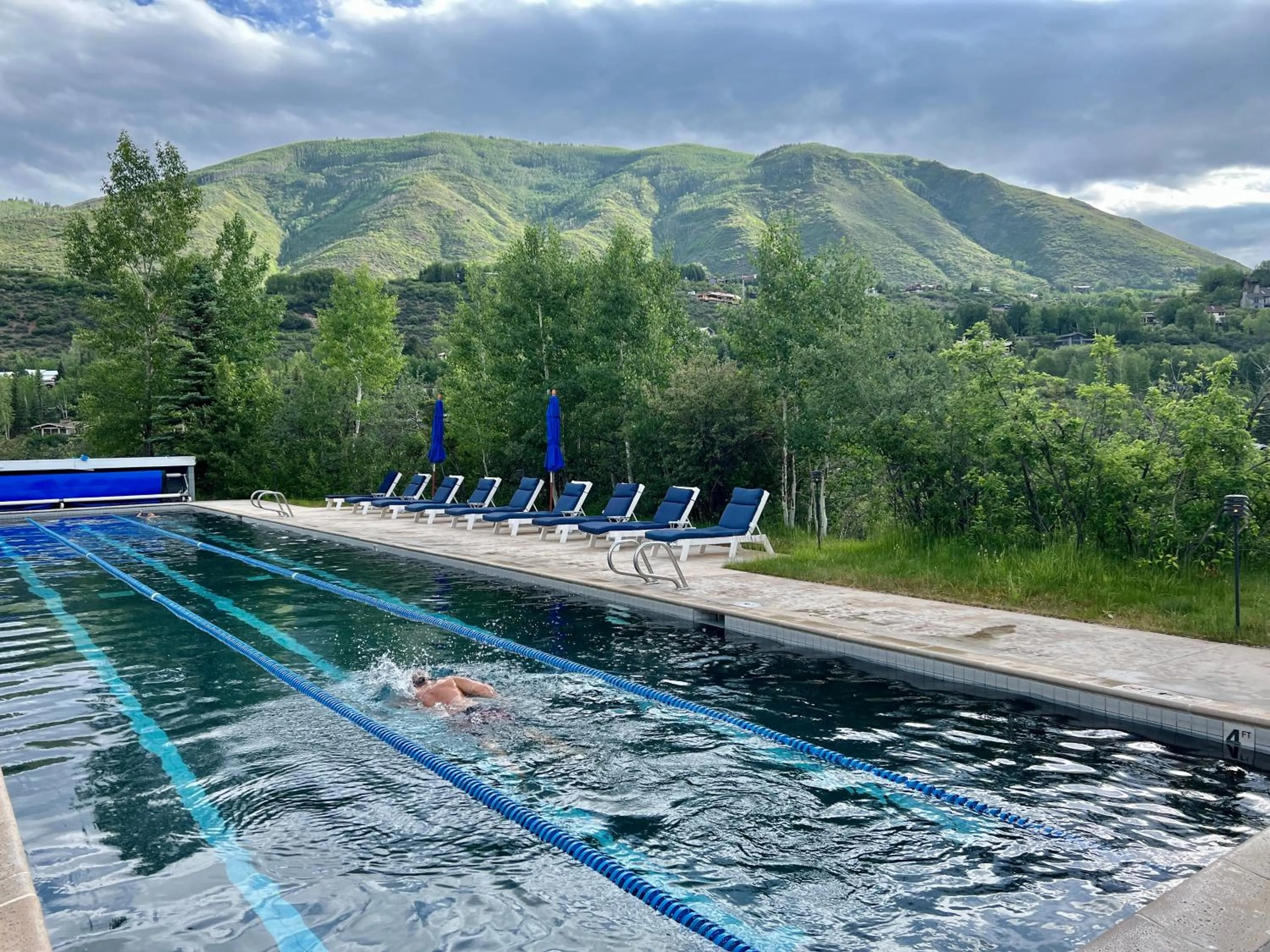 Swimming pool in Aspen Meadows Resort