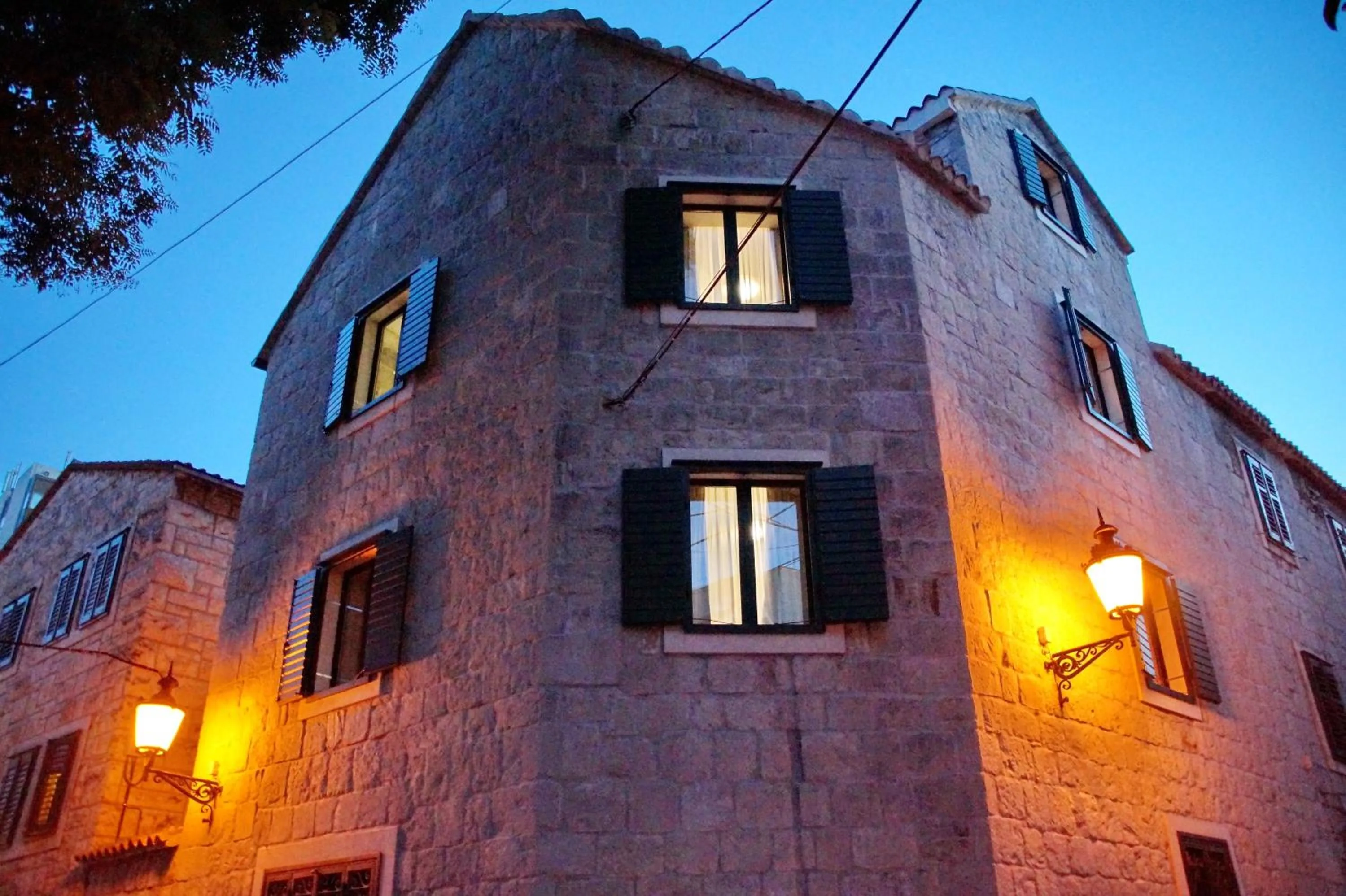 Property building in Villa Desideria