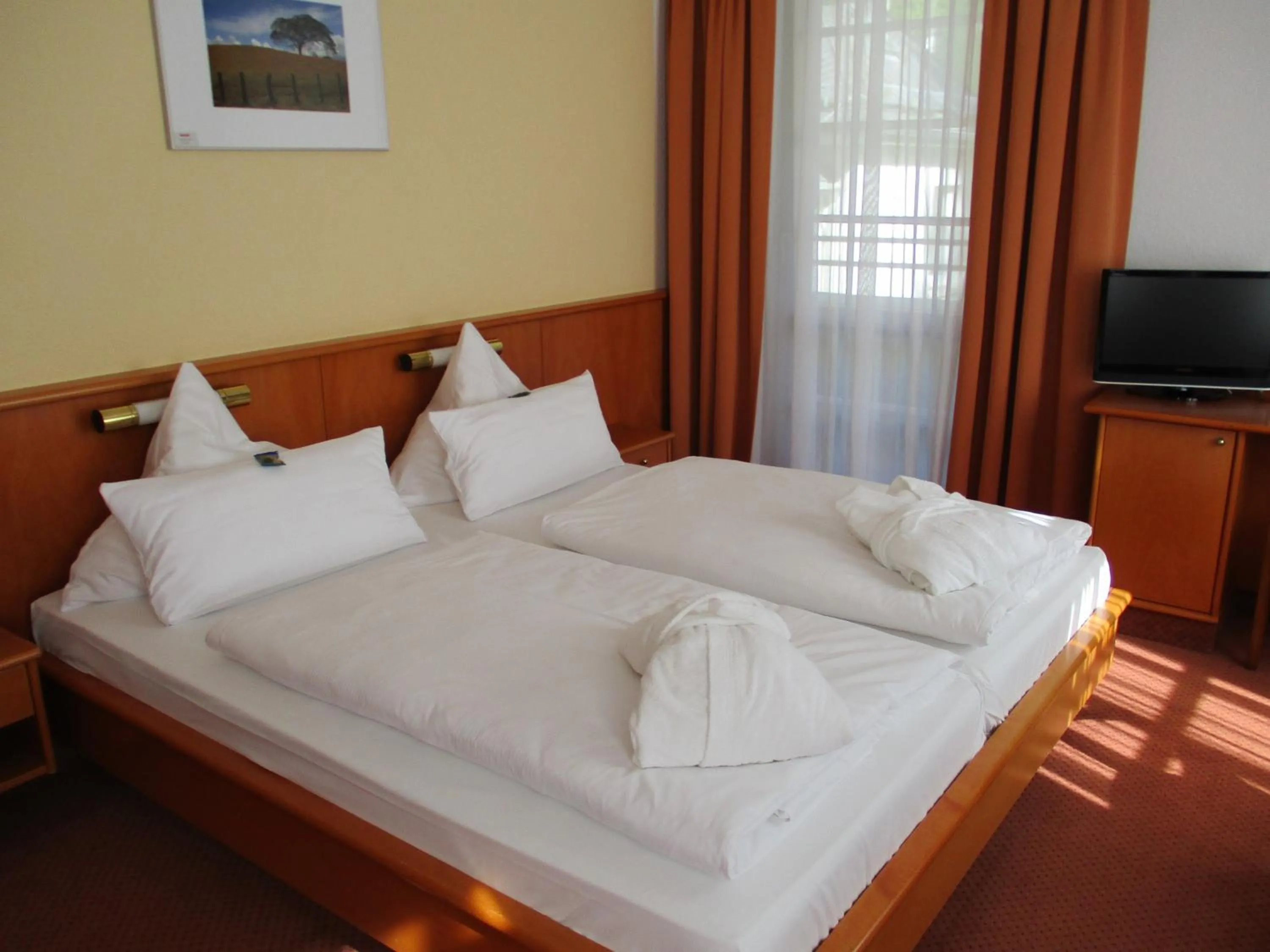 Bed in Vitalhotel Weisse Elster