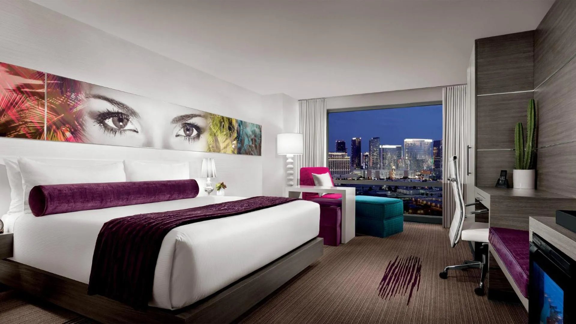 City view, Bed in Palms Casino Resort
