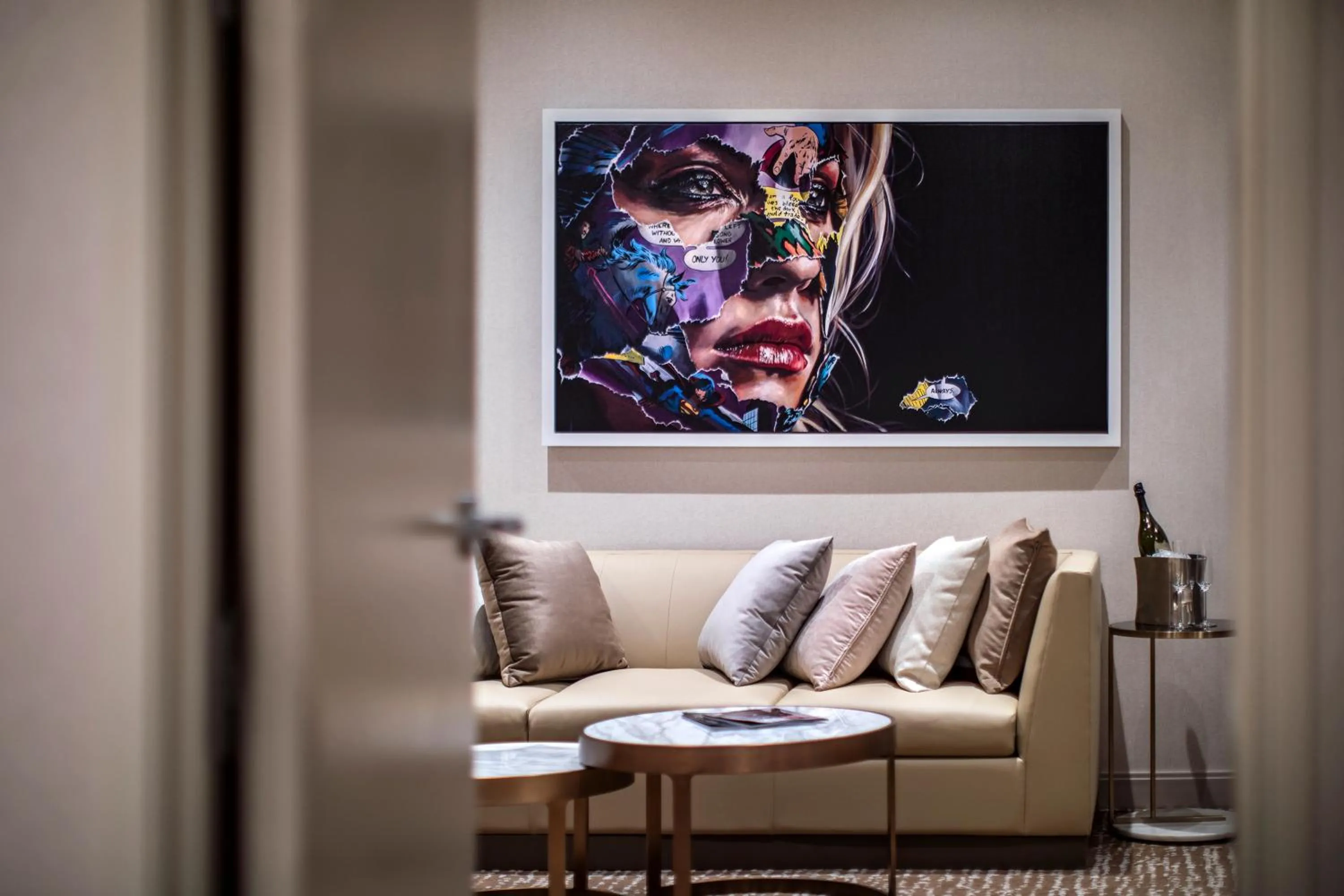 Seating area in Palms Casino Resort