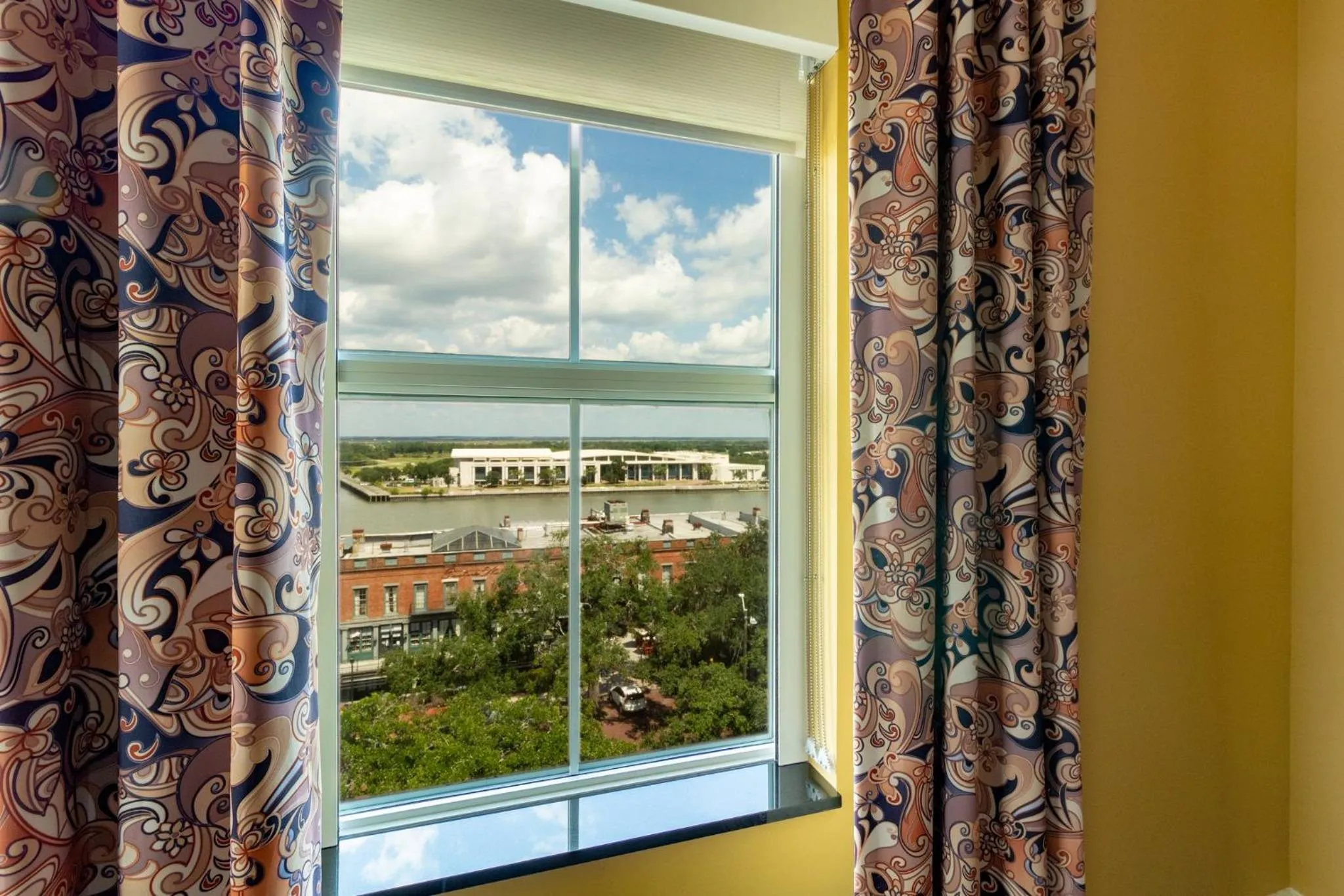 Photo of the whole room in Holiday Inn Express Savannah - Historic District