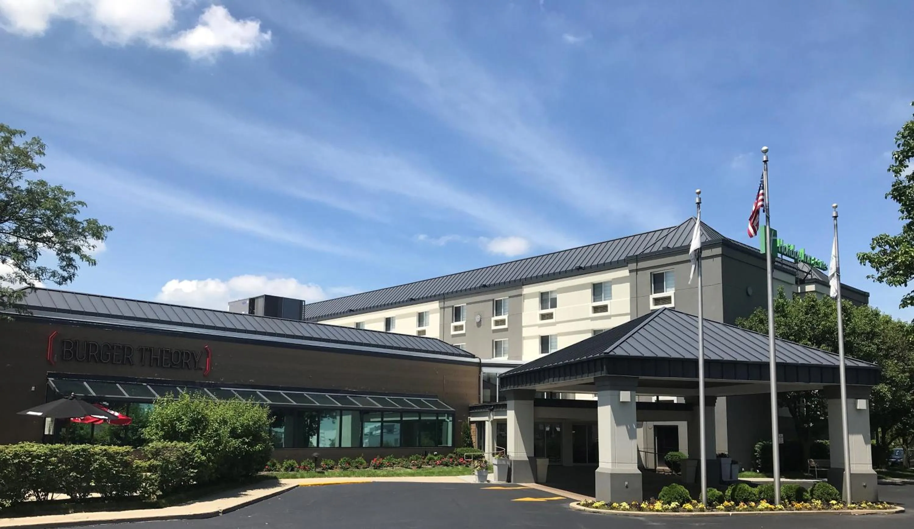 Property building in Holiday Inn & Suites Chicago-Carol Stream Wheaton by IHG