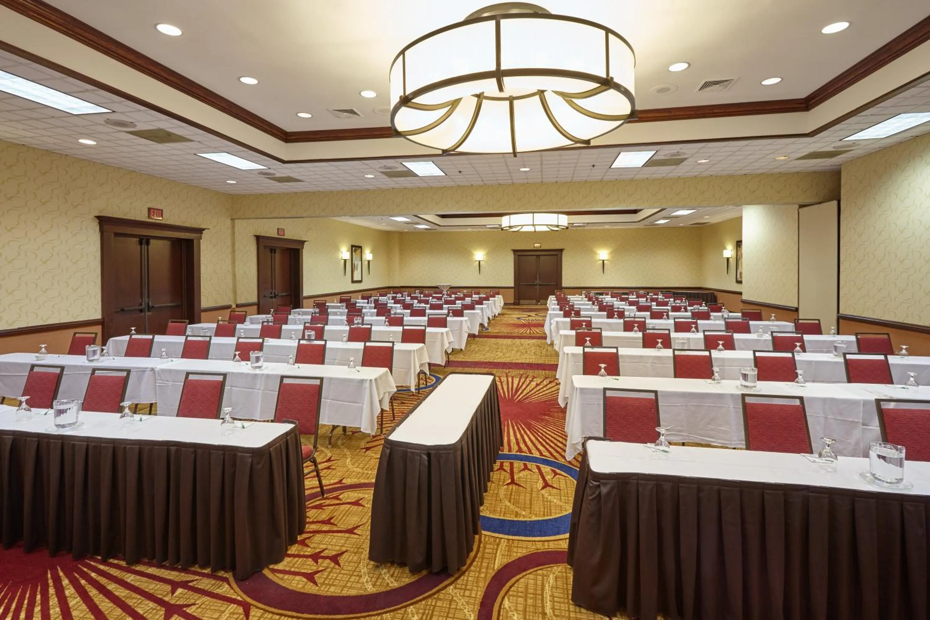 Meeting/conference room in Holiday Inn & Suites Chicago-Carol Stream Wheaton by IHG