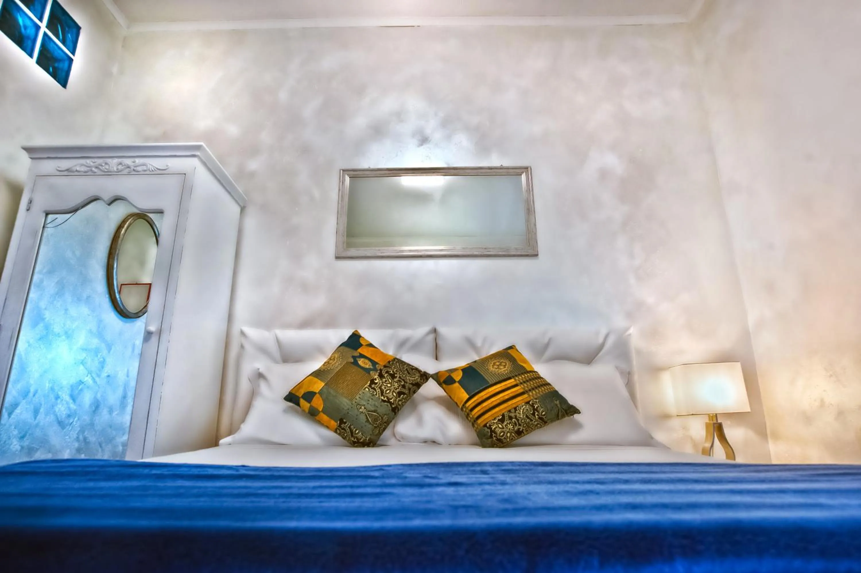 Bed in Atlantis Inn Castelgandolfo