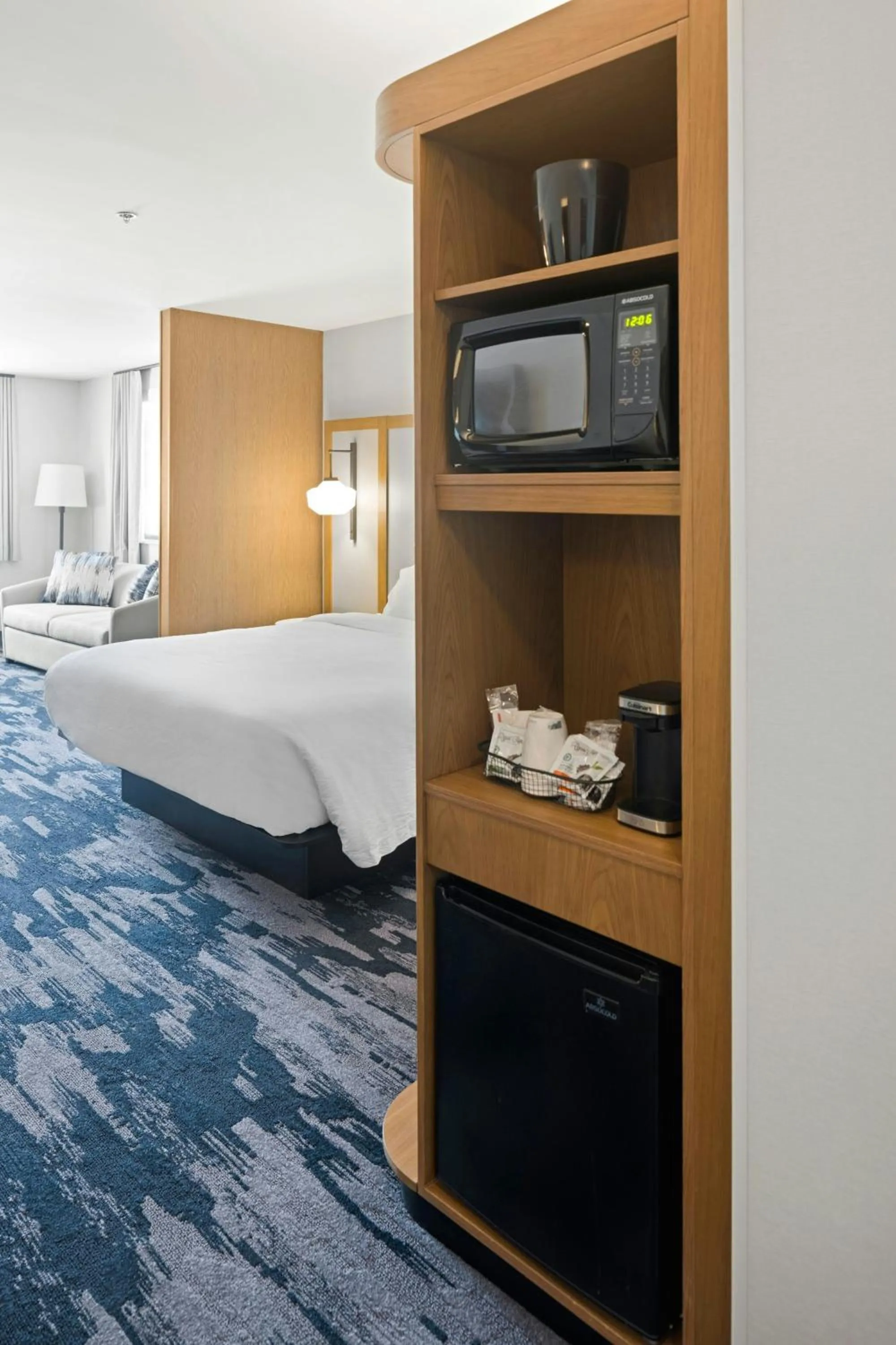 Photo of the whole room, Bed in Fairfield Inn & Suites by Marriott San Diego Pacific Beach