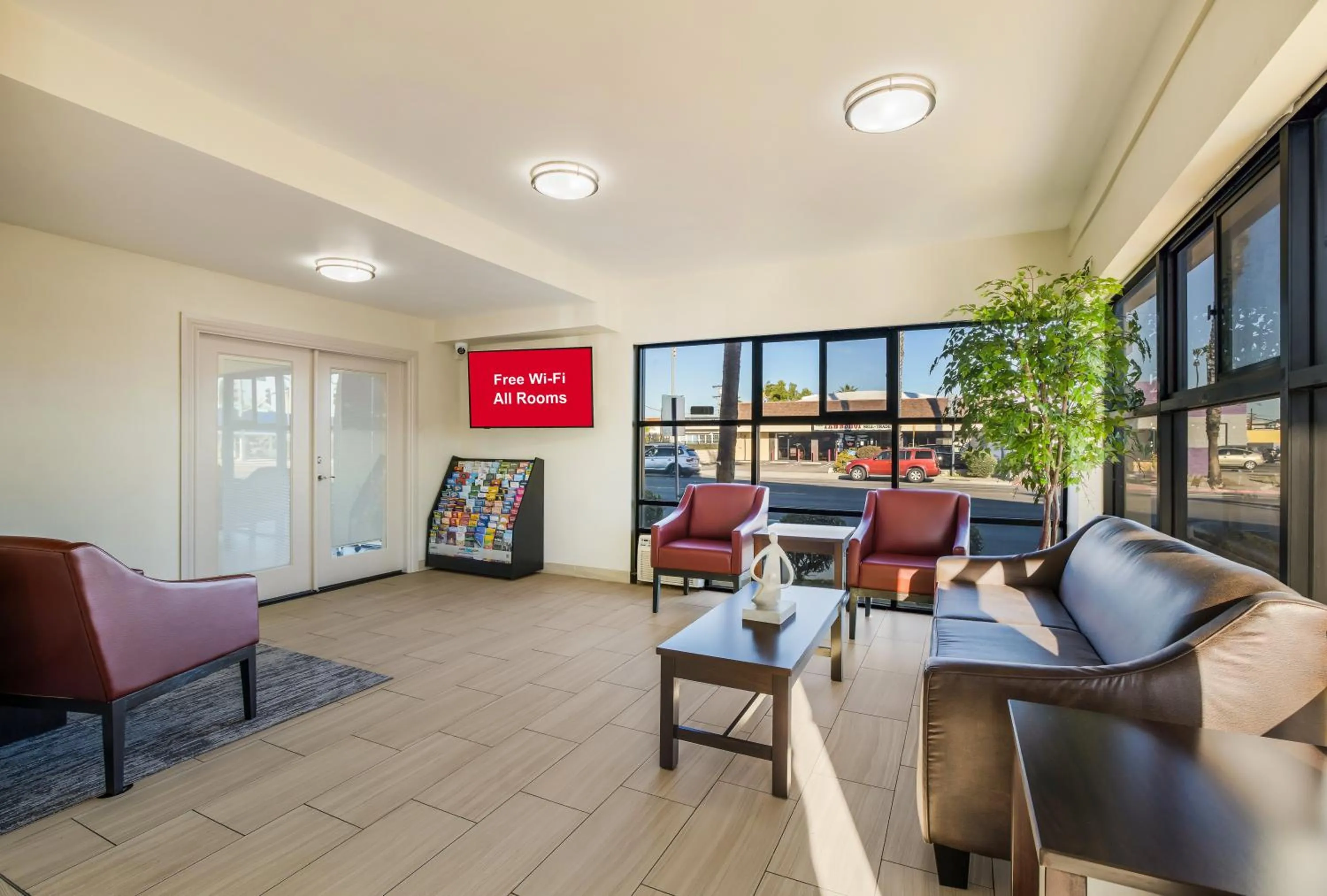 Lobby or reception in Days Inn by Wyndham Chula Vista-San Diego
