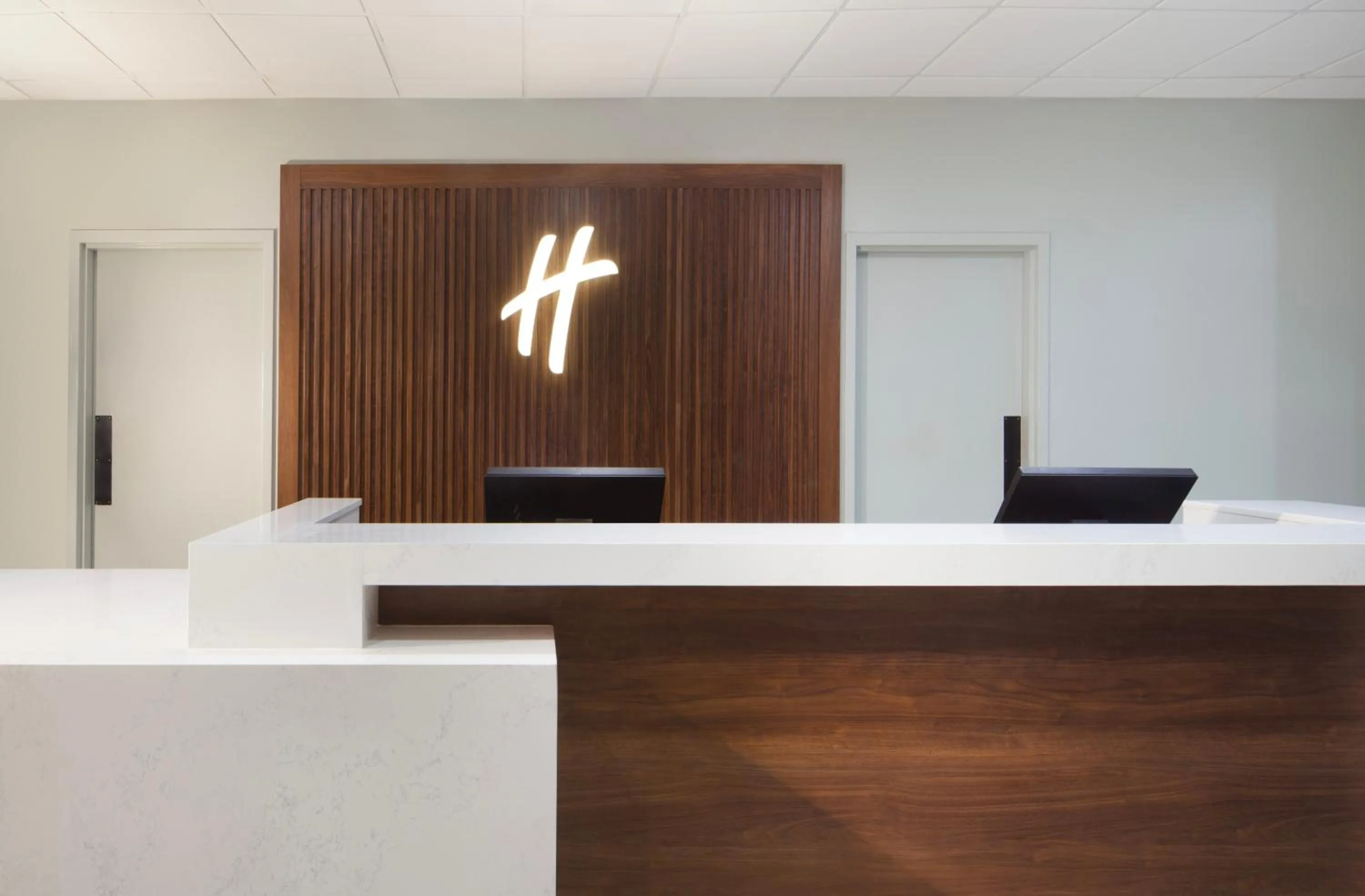 Lobby or reception in Holiday Inn Corpus Christi Arpt & Conf Ctr by IHG