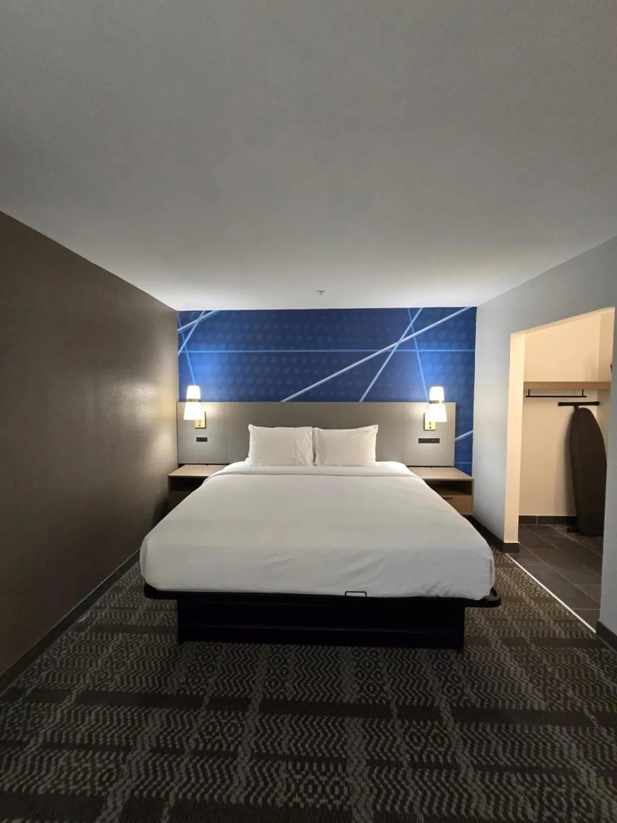 Bedroom, Bed in Comfort Inn & Suites Savannah Airport