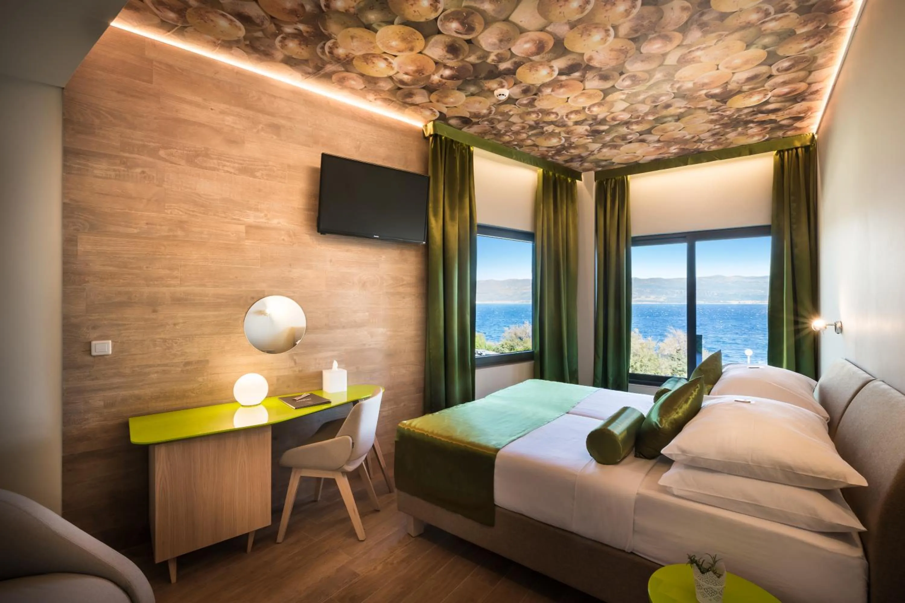 Photo of the whole room, Bed in Hotel Vinotel Gospoja