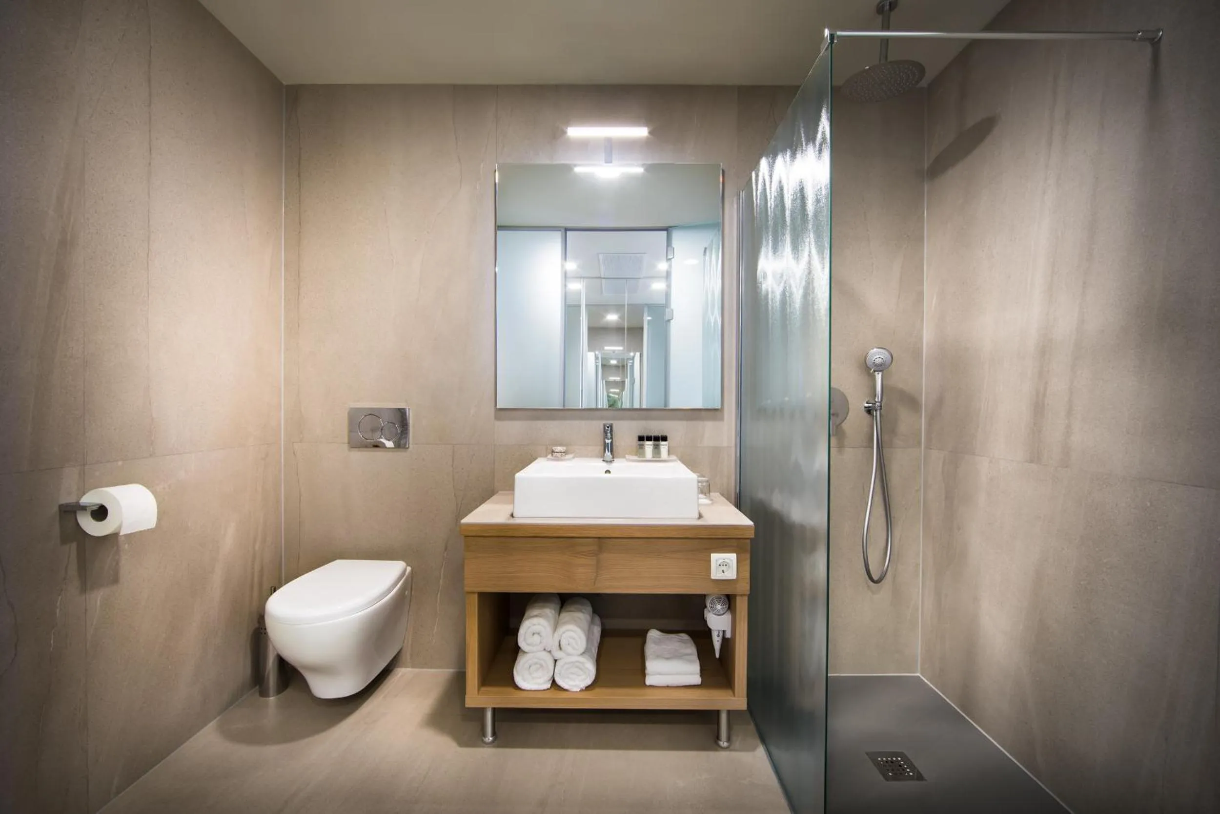 Bathroom in Hotel Vinotel Gospoja