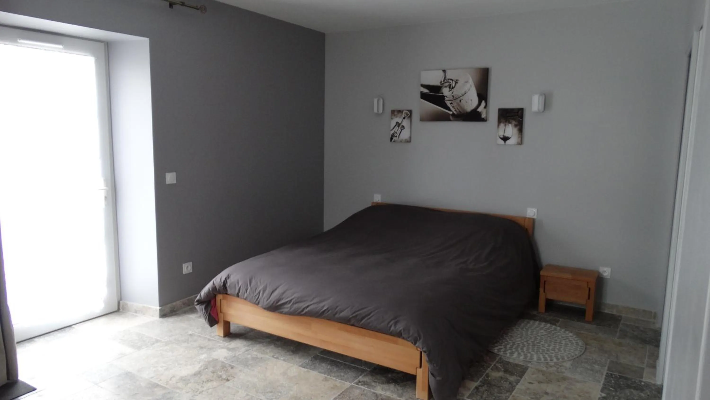 Bedroom, Bed in Moulin de reigner