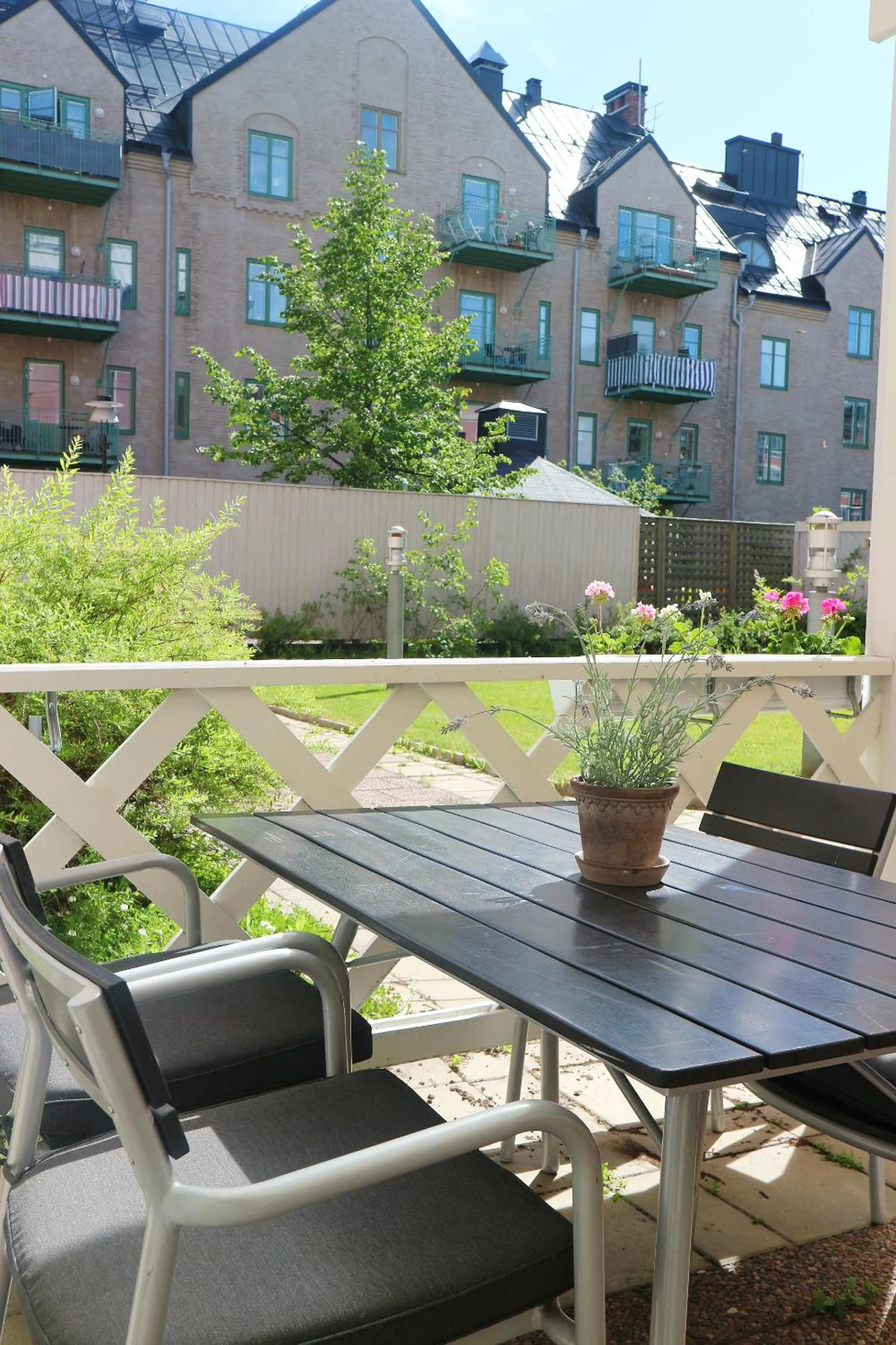 Patio in Comfort Hotel Arctic