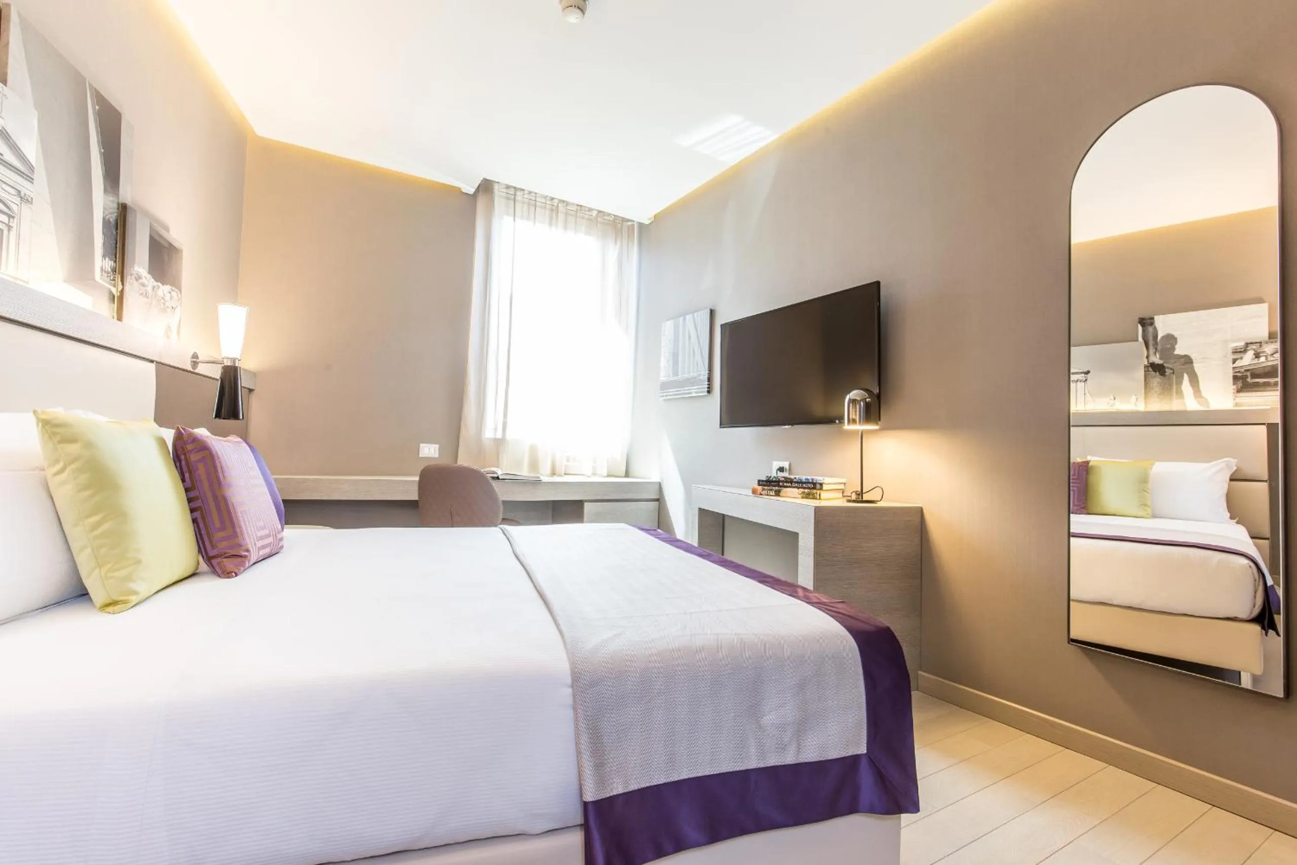 Bedroom, Bed in Orazio Palace Hotel