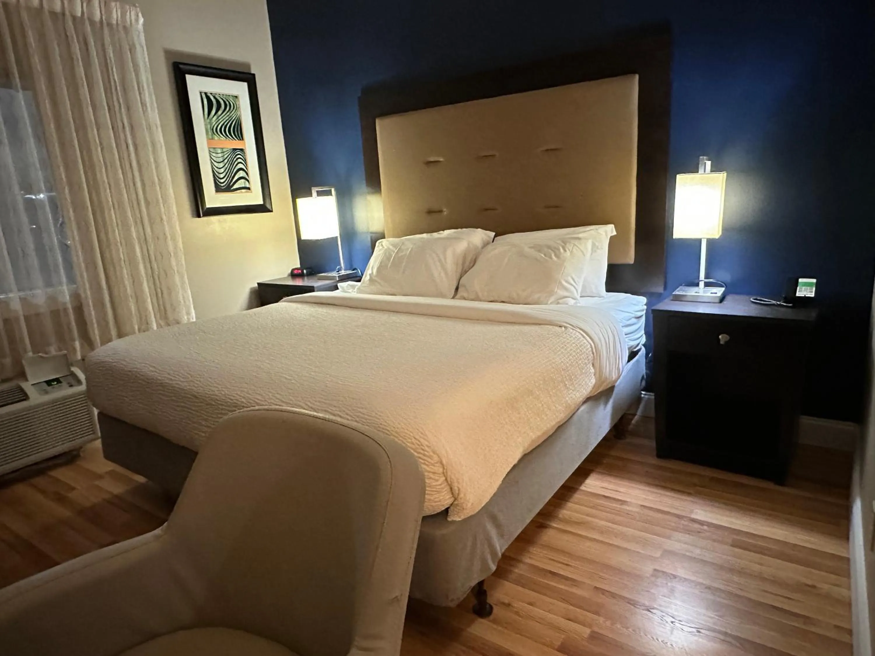 Bed in Holiday Inn Hotel & Suites Slidell by IHG